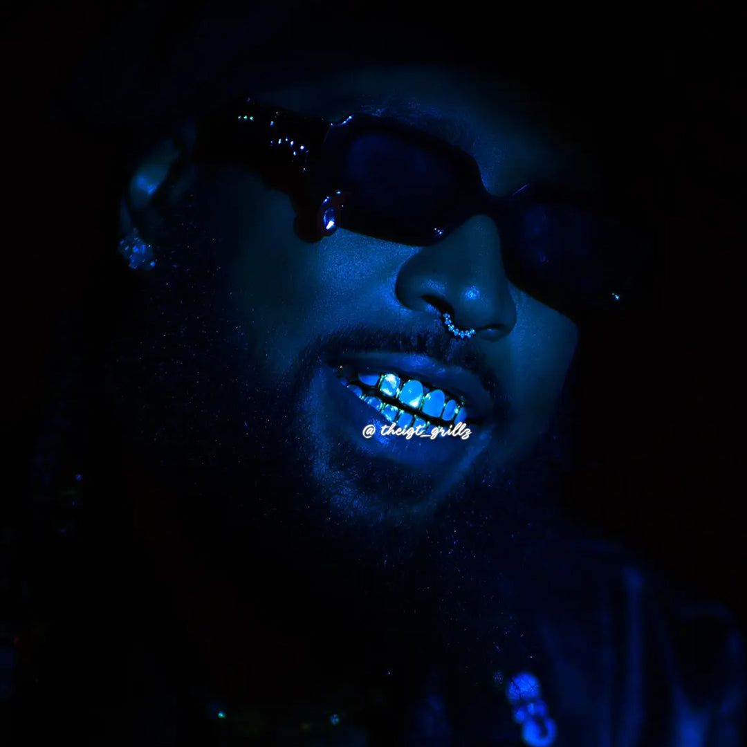 1080x1080 White Shell Grillz