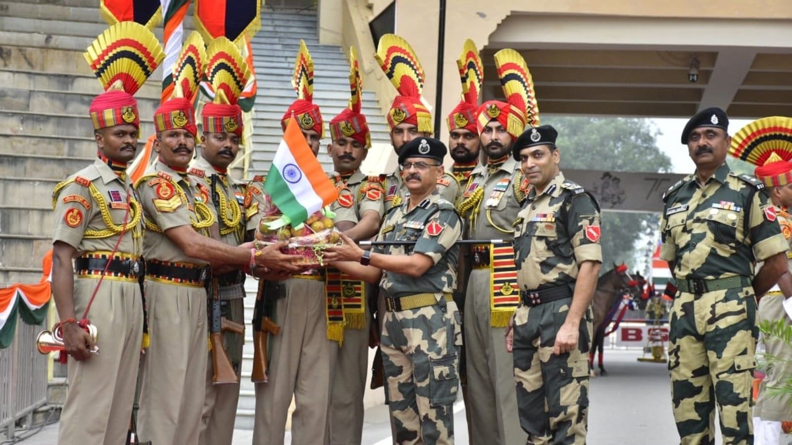 1600x900 Independence Day 2022: Celebrations at Wagah Border, Amritsar. See pics