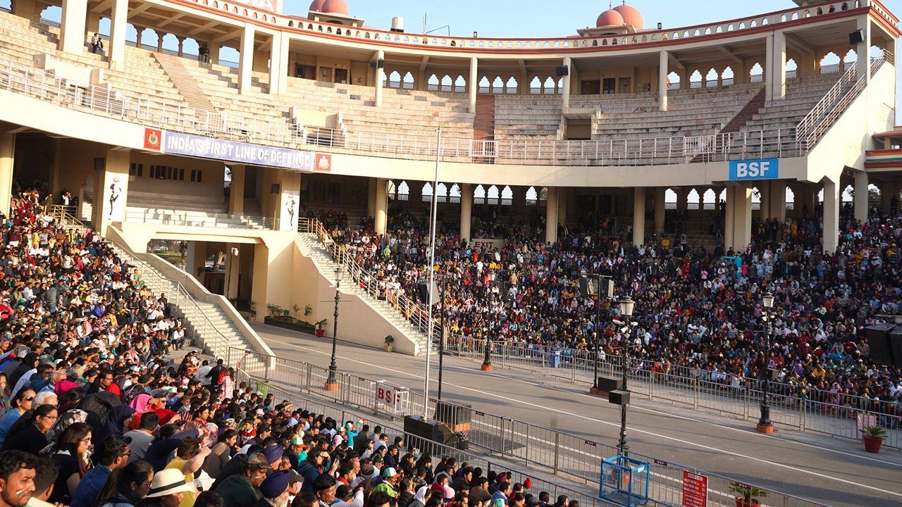 1280x720 Wagah Border- A Patriotic Spectacle In Amritsar