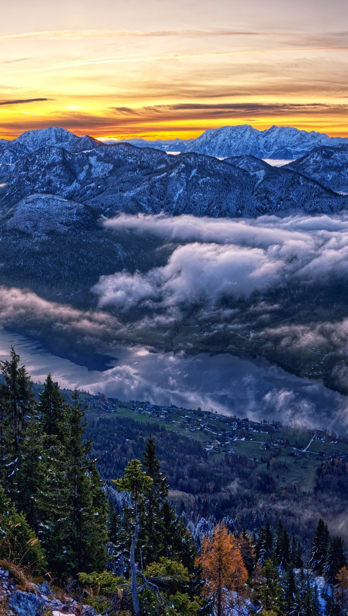 1130x2000 Fog over mountains in Austria Wallpaper 4K for iPhone and Mobile Phone