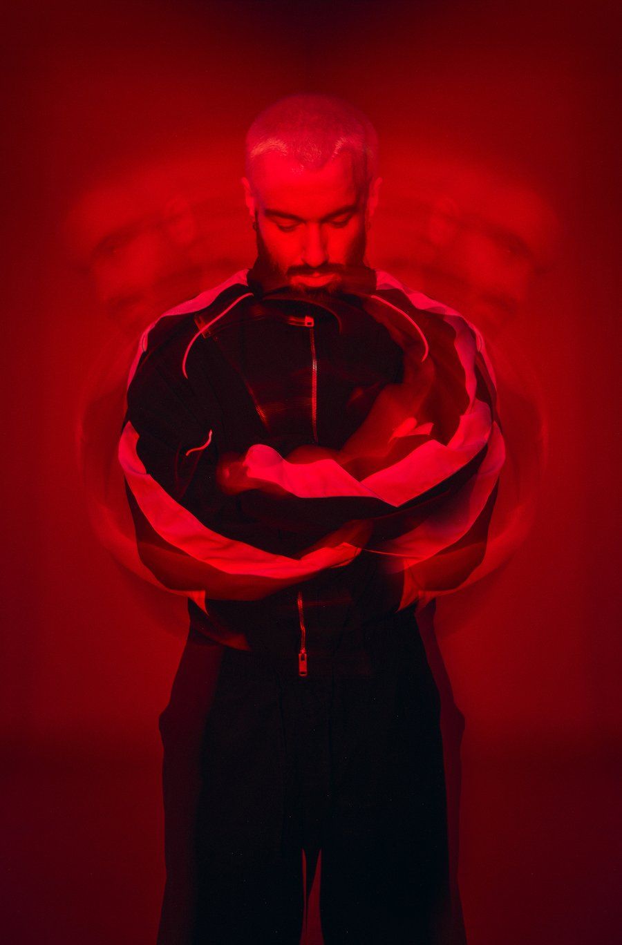 900x1368 James Hype
