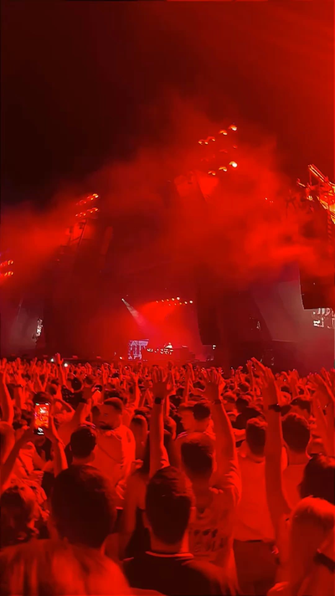 1080x1920 Second day of Saga Festival Remix by James Hype ft. Hardwell