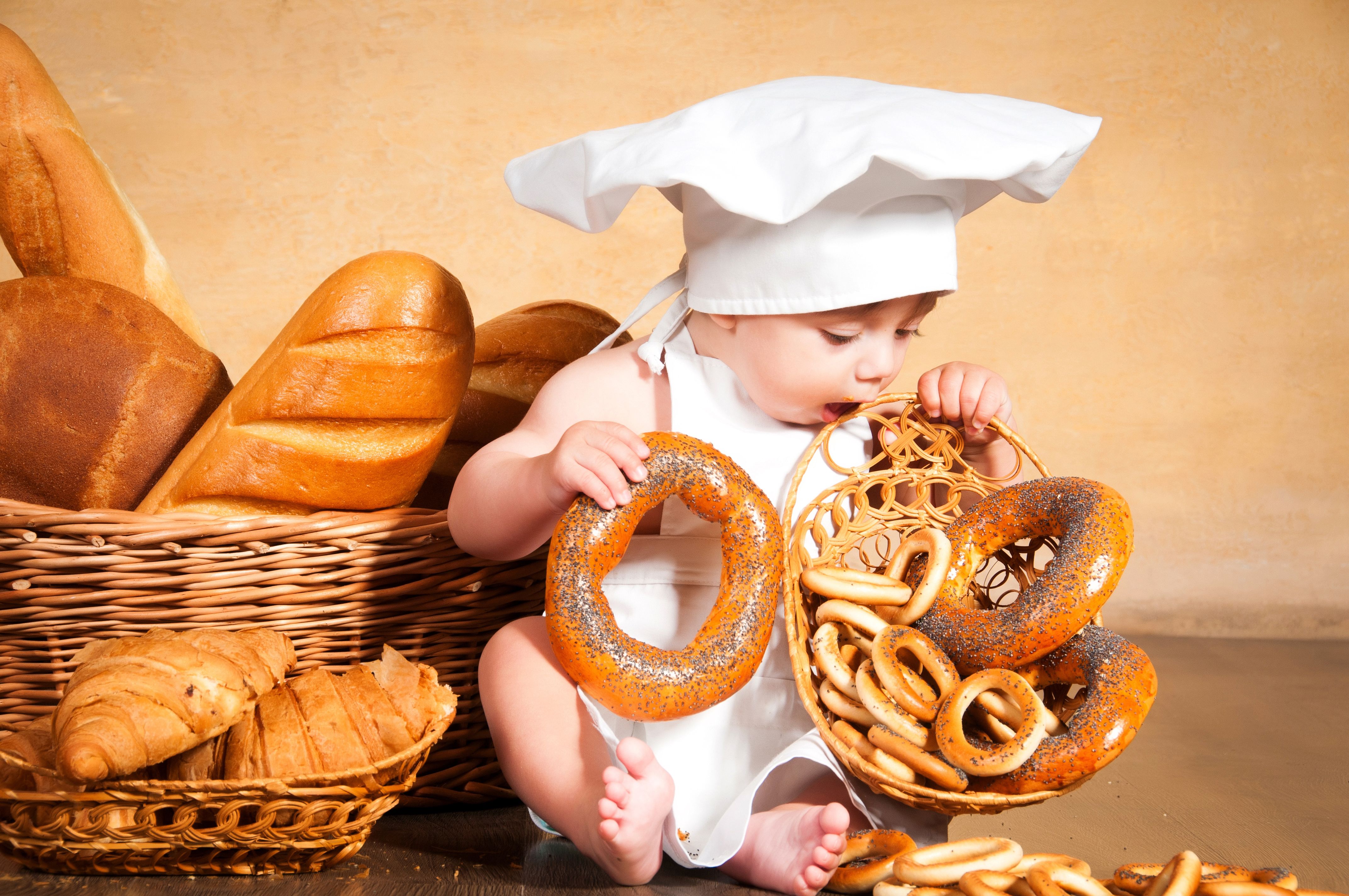 4288x2848 Tiny Chef's Bread Wonderland