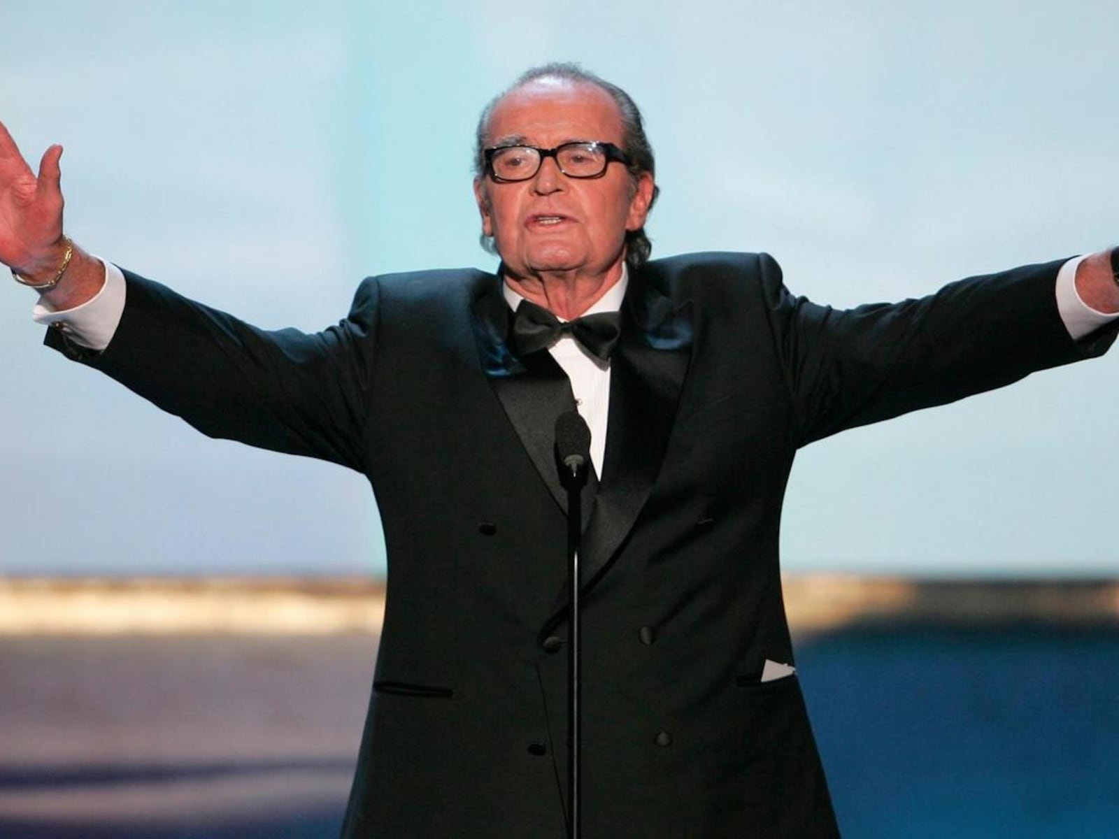 1600x1200 US actor James Garner dies aged 86