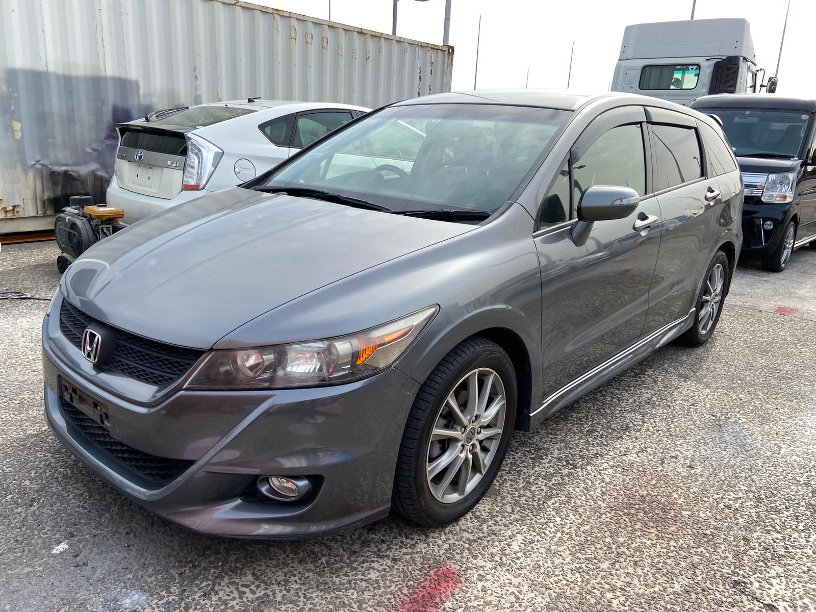 1600x1200 Honda Stream