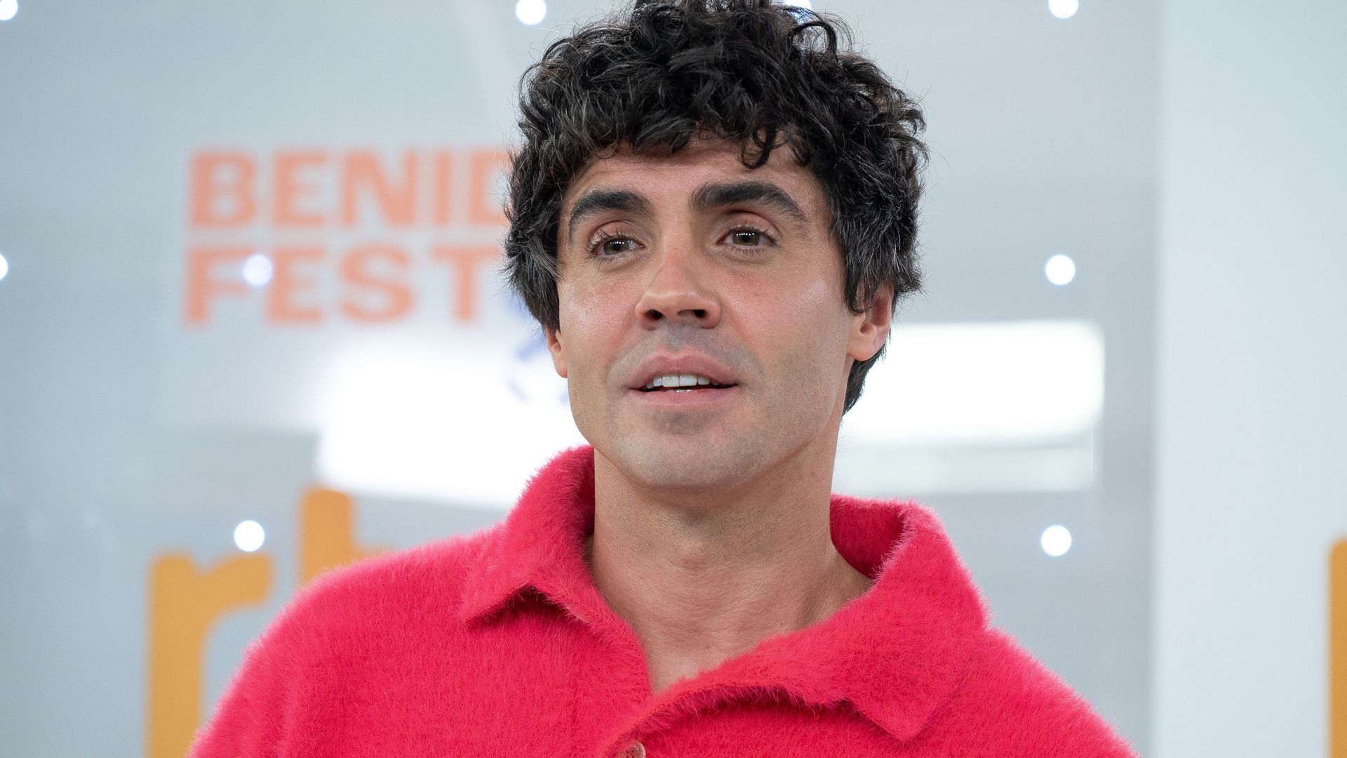 1920x1080 Javier Ambrossi se reinventa fuera de 'Los Javis': del universo propio al Benidorm Fest