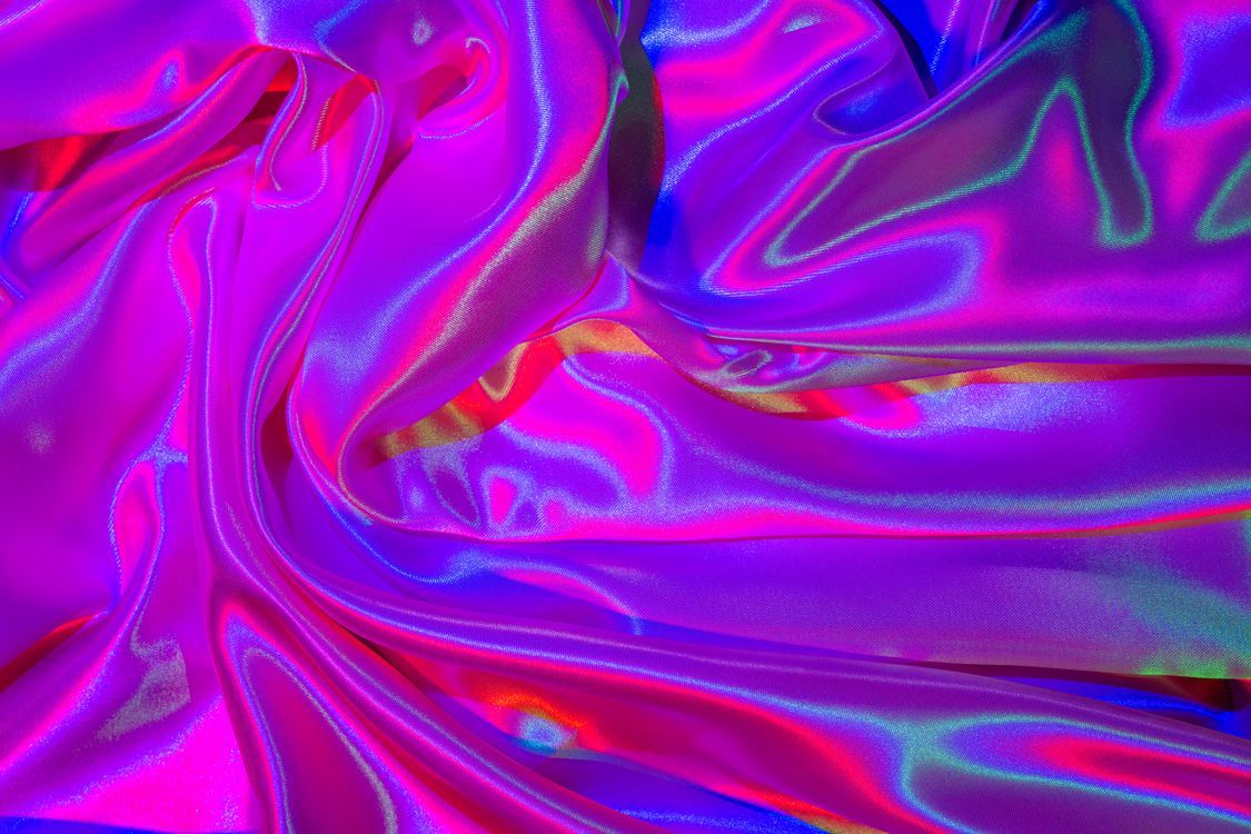 1125x750 Vibrant Satin Fabric with Colorful Lighting · Free