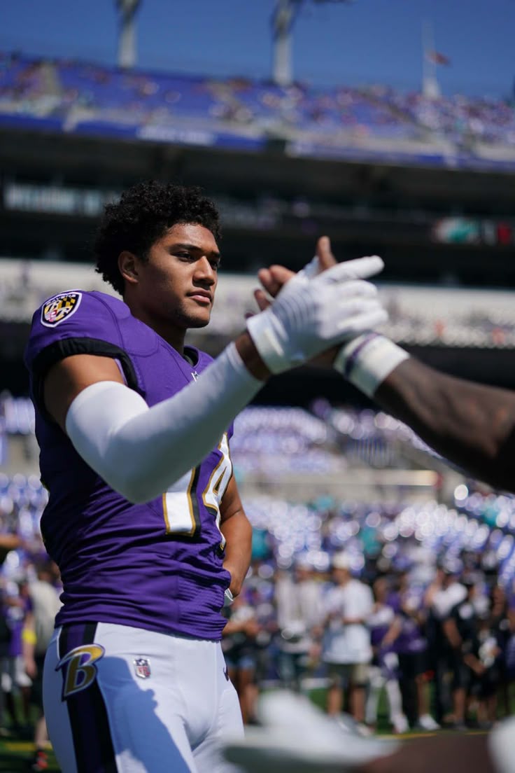 736x1104 Nfl ravens wallpaper. Marlon humphrey, Kyle hamilton ravens, Nfl qb