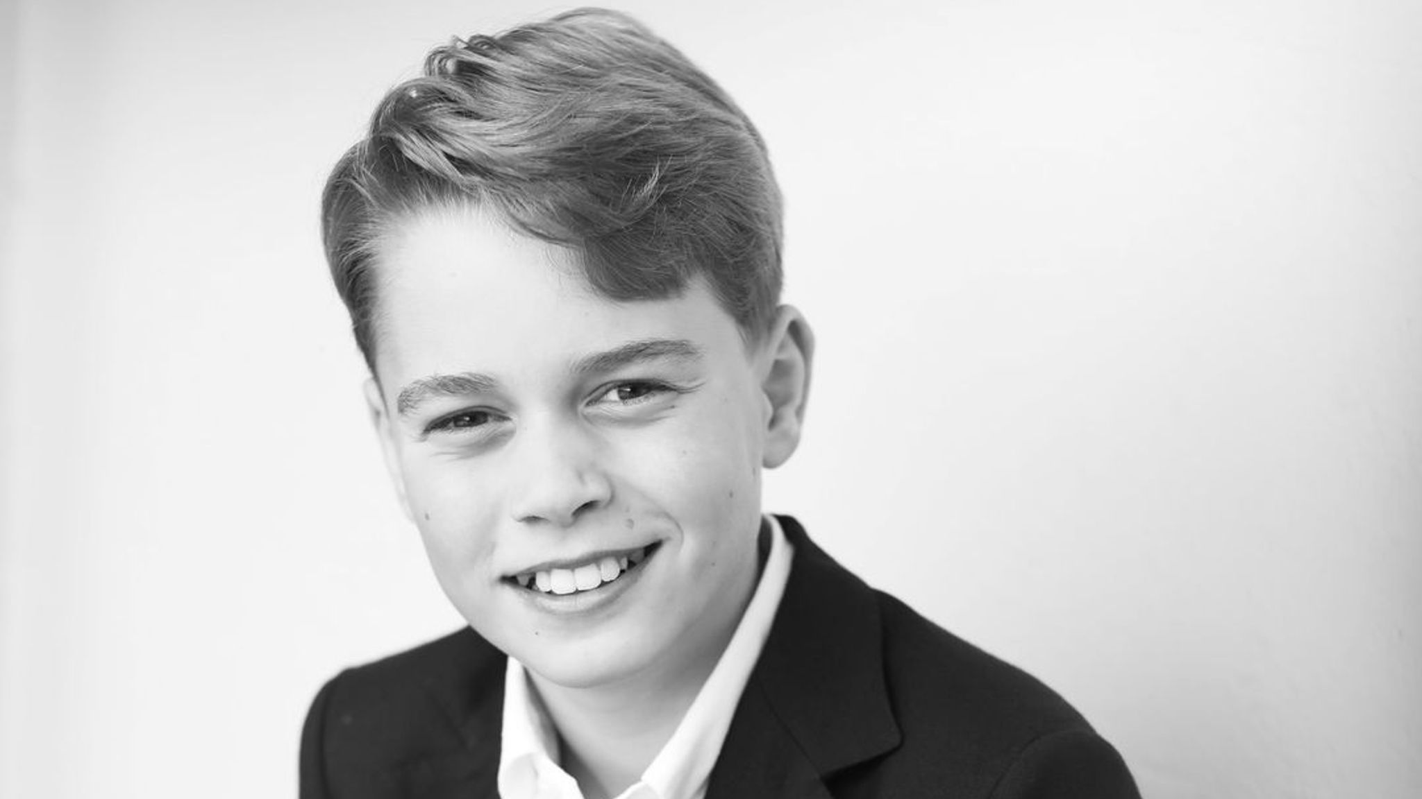 2048x1152 New image of Prince George released to mark royal's 11th birthday