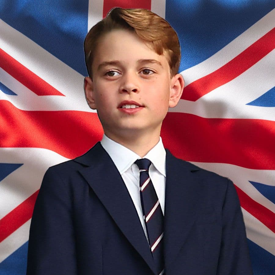 900x900 The Royal Week: The Life of a Princely Tween as George Turns and How Royal Wealth Just Keeps on Growing