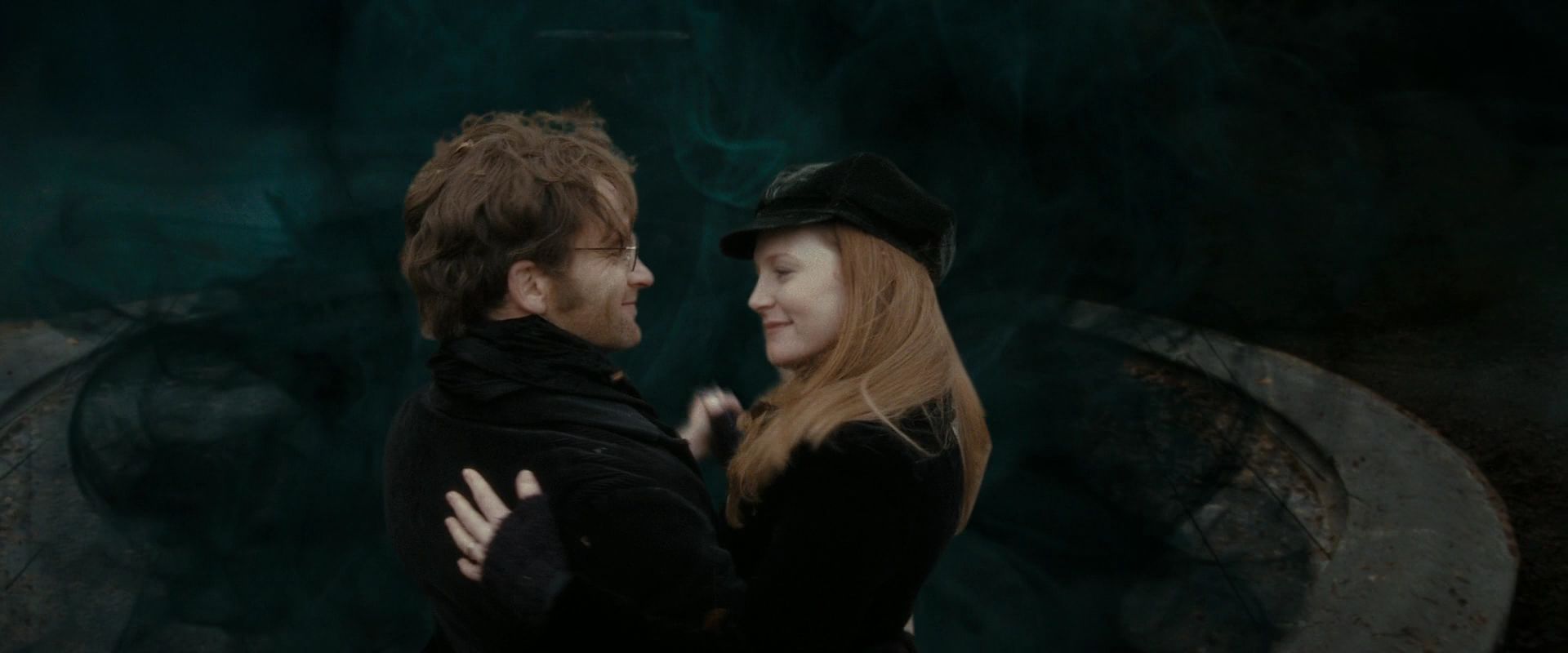 1920x800 Harry Potter and the Deathly Hallows: Part 2 (2011) Somerville as Lily Potter