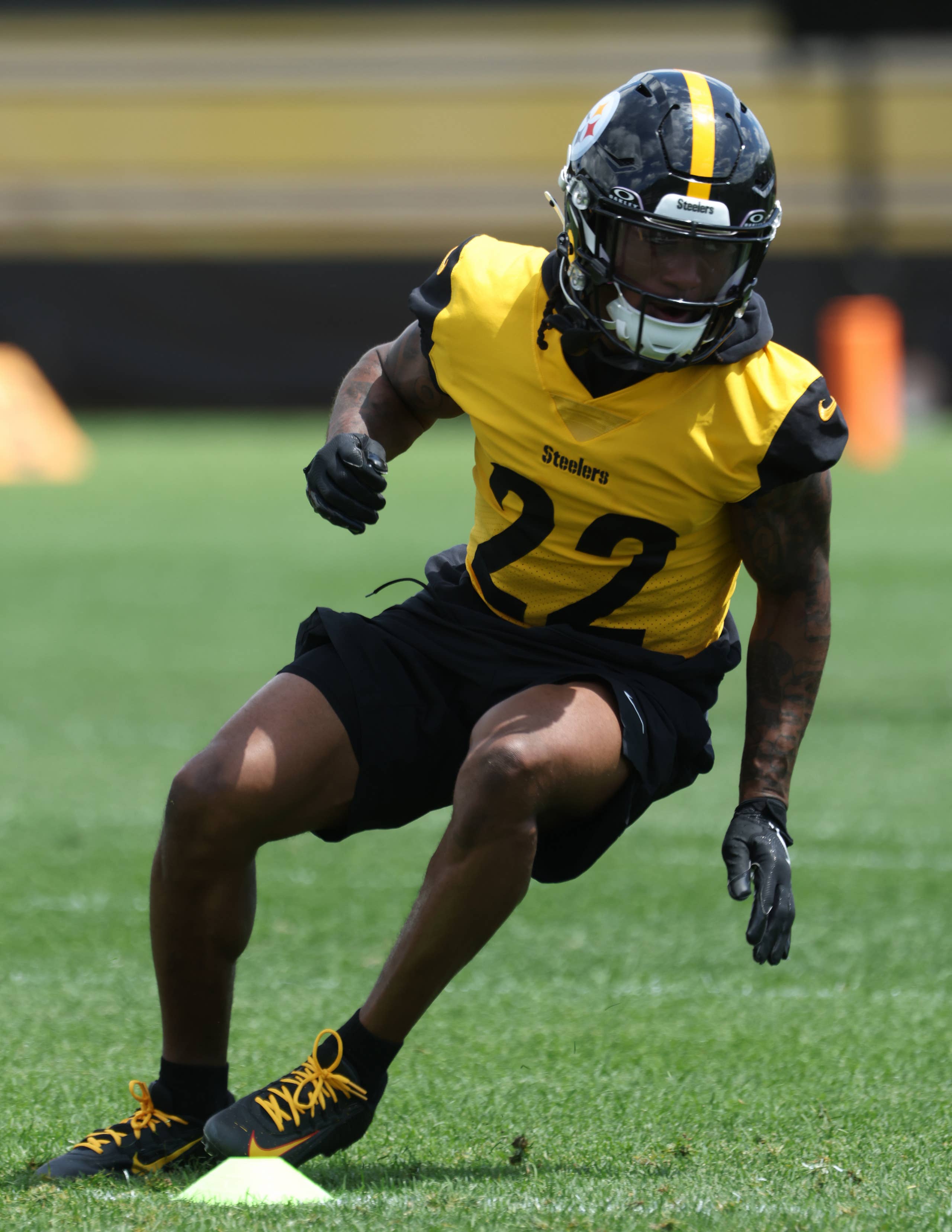 2560x3311 Asante Samuel Jr.'s Strong Steelers Camp Could Force Bigger Role in Secondary