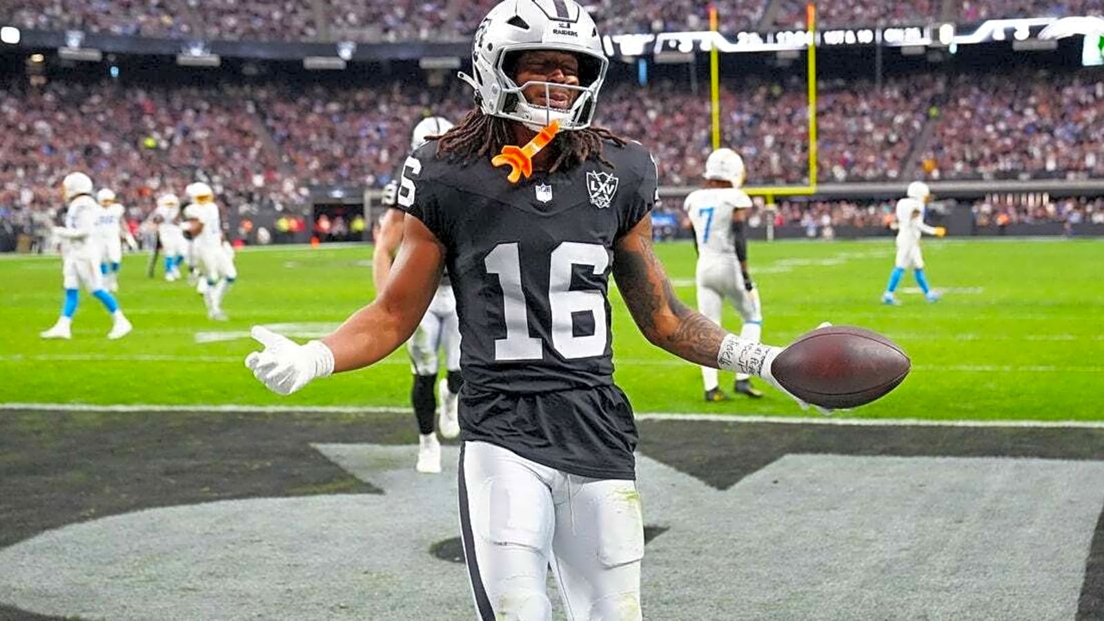 1600x900 Reports: Jaguars acquire WR Jakobi Meyers from Raiders