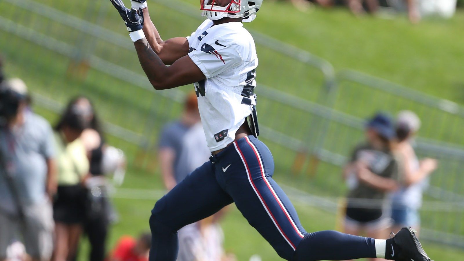 1600x900 Patriots rookie Jakobi Meyers becoming a Tom Brady favorite