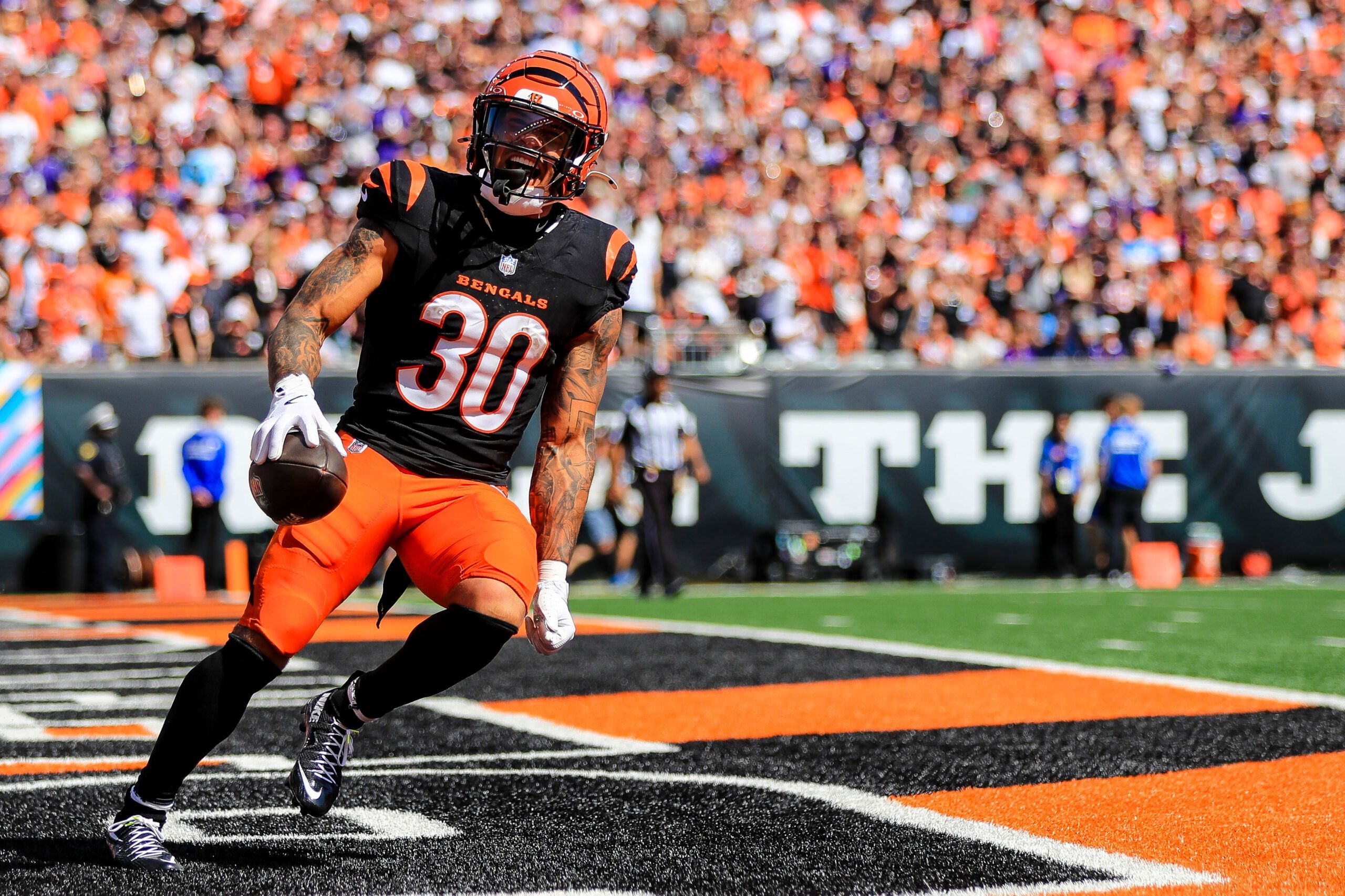 2560x1706 Chase Brown Fantasy Hub: Week 13 Injury Update, Start Sit Advice, Projections, And More