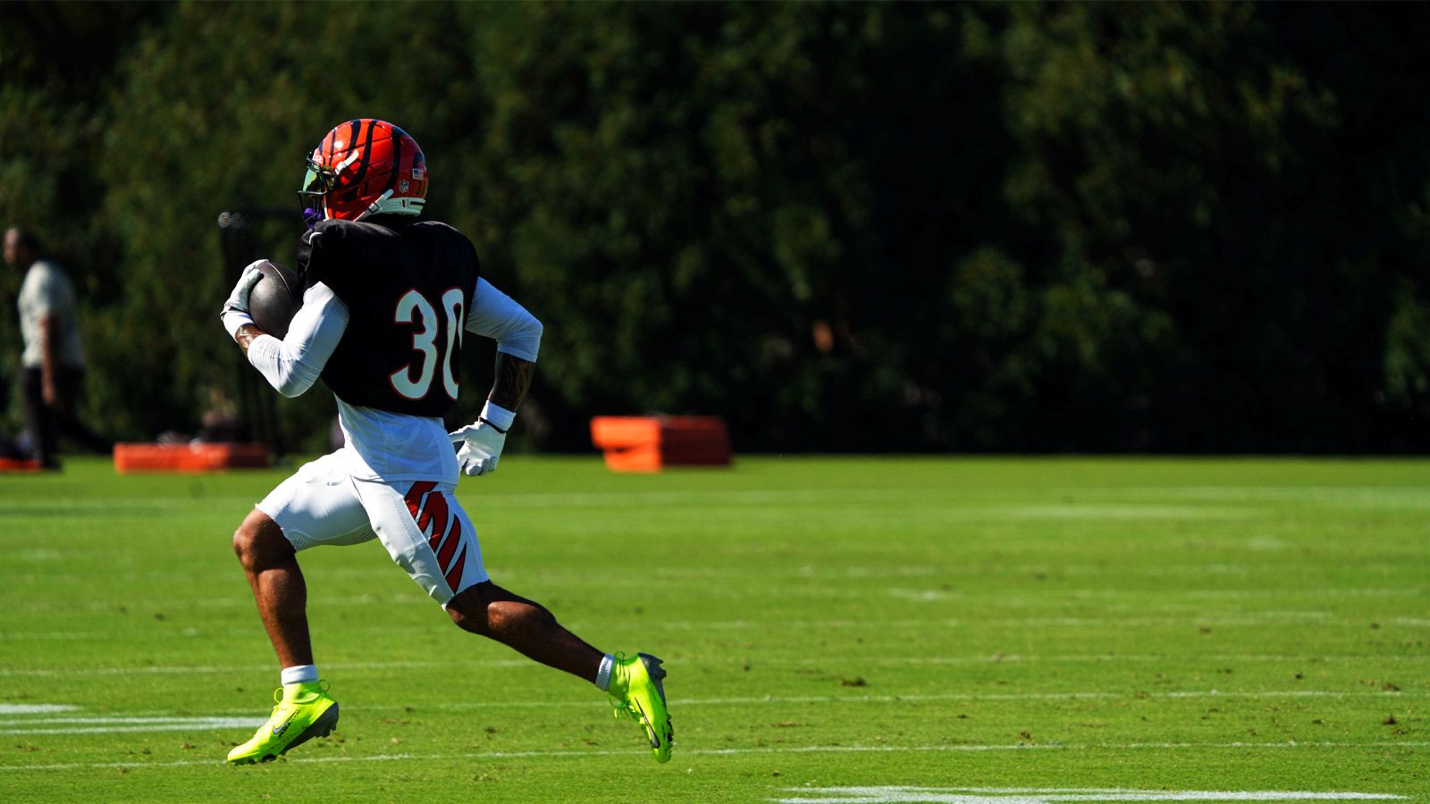 1600x900 Overvalued Fantasy Football Running Backs Based On 2026 ADP