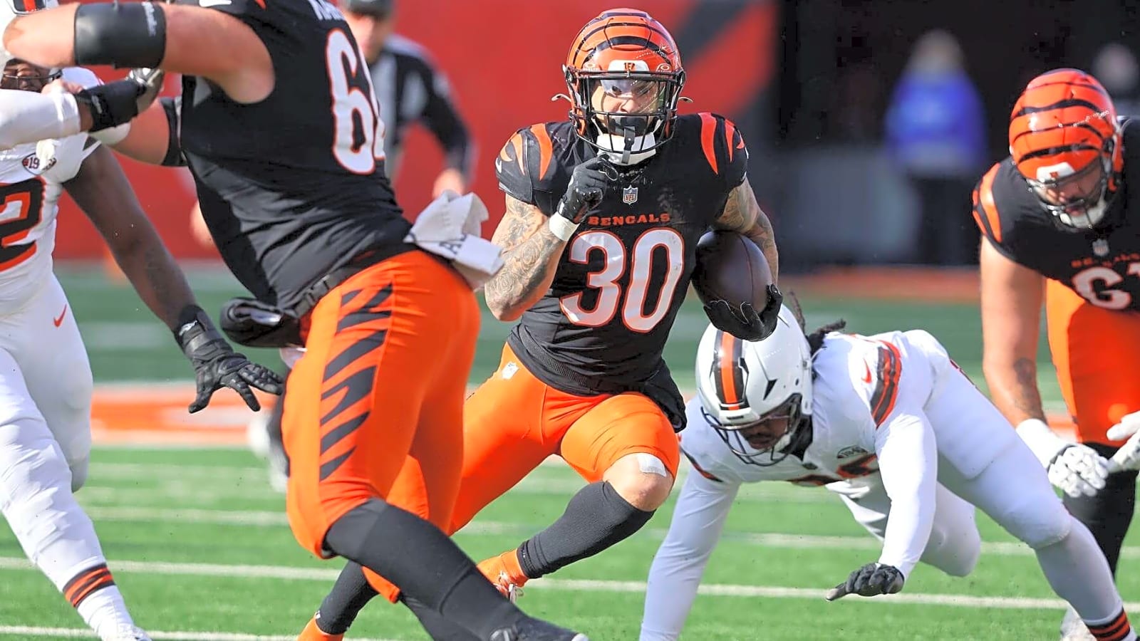 1600x900 Chase Brown 2025 NFL Redraft Outlook: RB 1 Lock with Zach Moss Release?