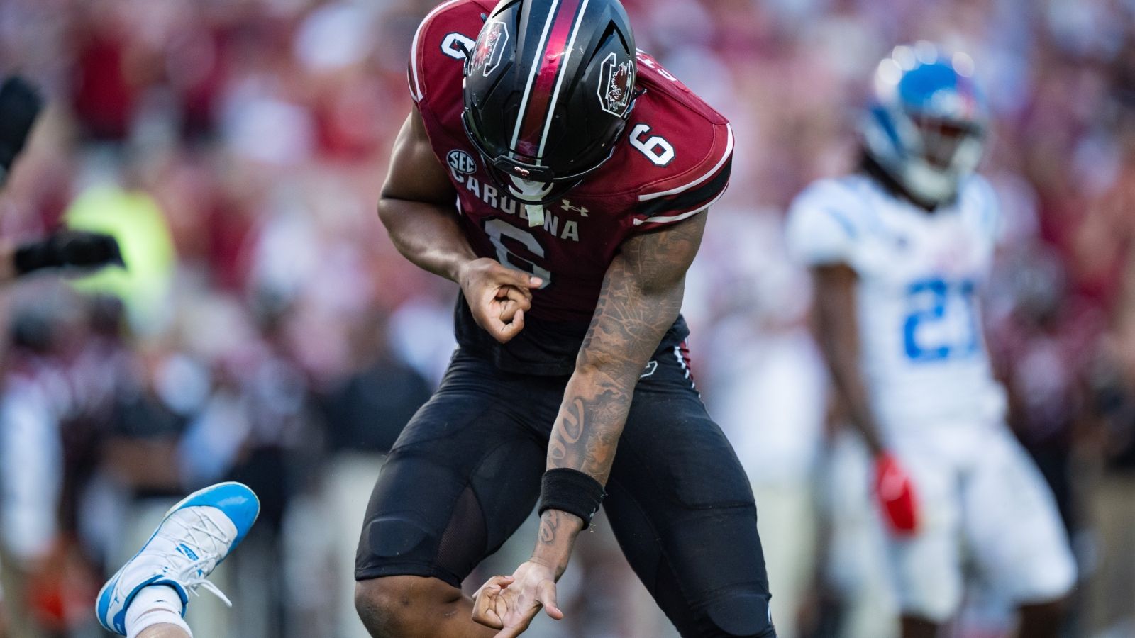 1600x900 Ole Miss QB Mocks Gamecocks Defender For Costly Celebration