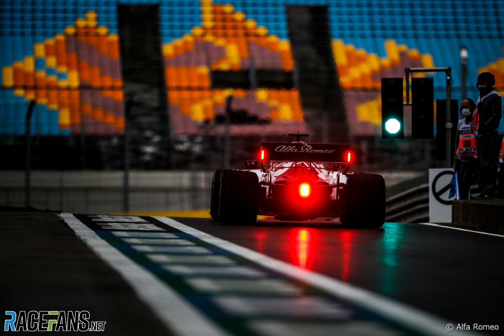 1920x1280 Istanbul track could be damp for qualifying but grip should be much better