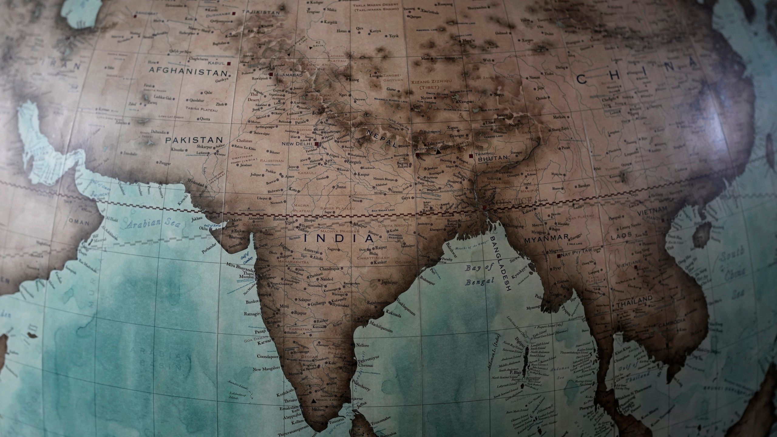 2560x1440 Even in the age of Google Earth, people still buy globes. Here's why they remain so alluring. WRIC ABC 8News
