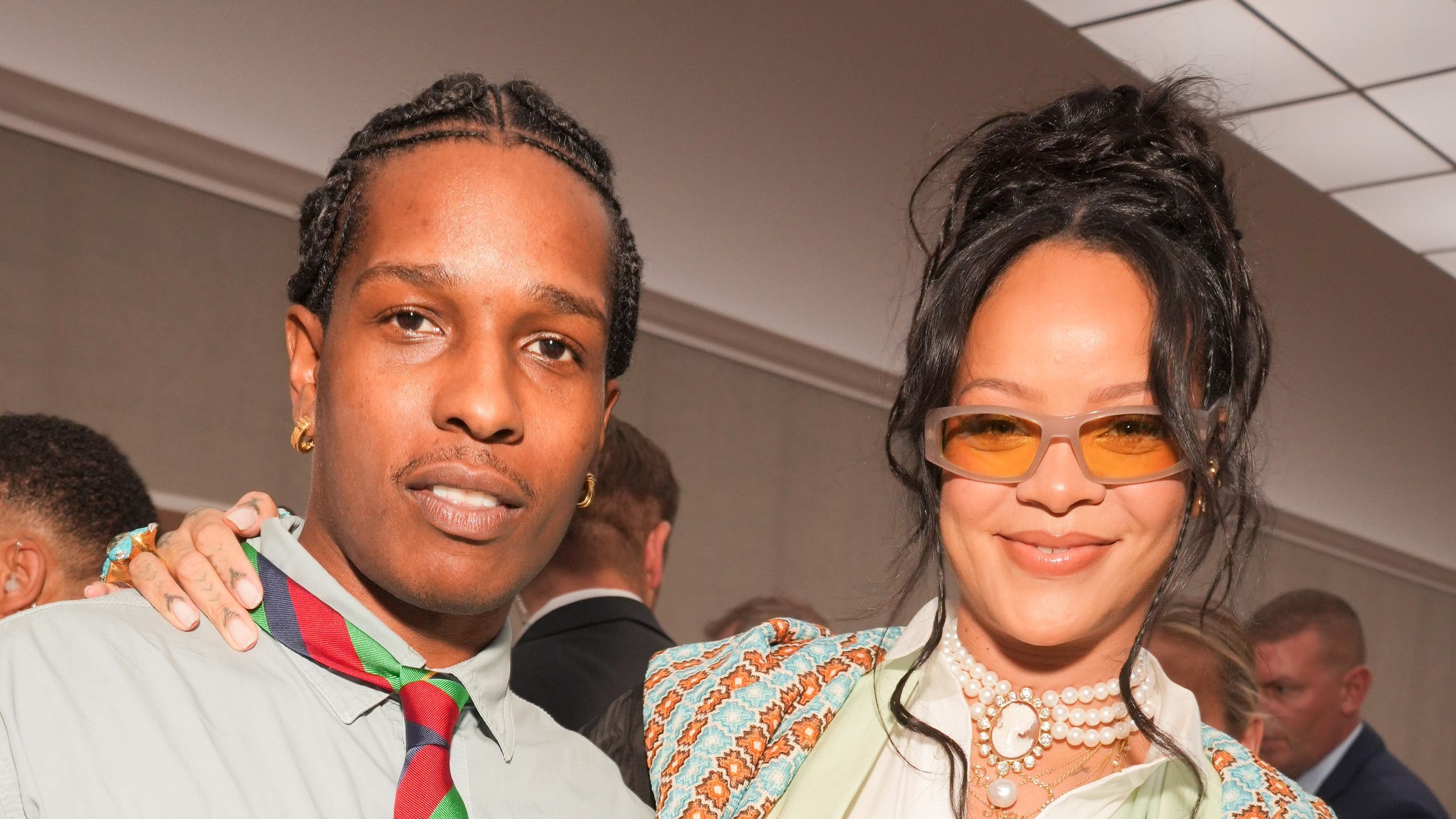2560x1440 Rihanna and A$AP Rocky Welcome the Baby Girl They've Been Manifesting