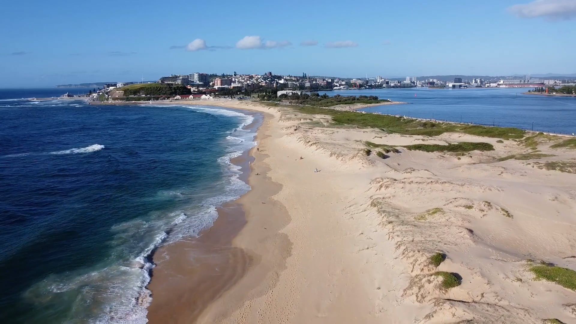 1920x1080 Aerial View of Nobbys Beach in Newcastle