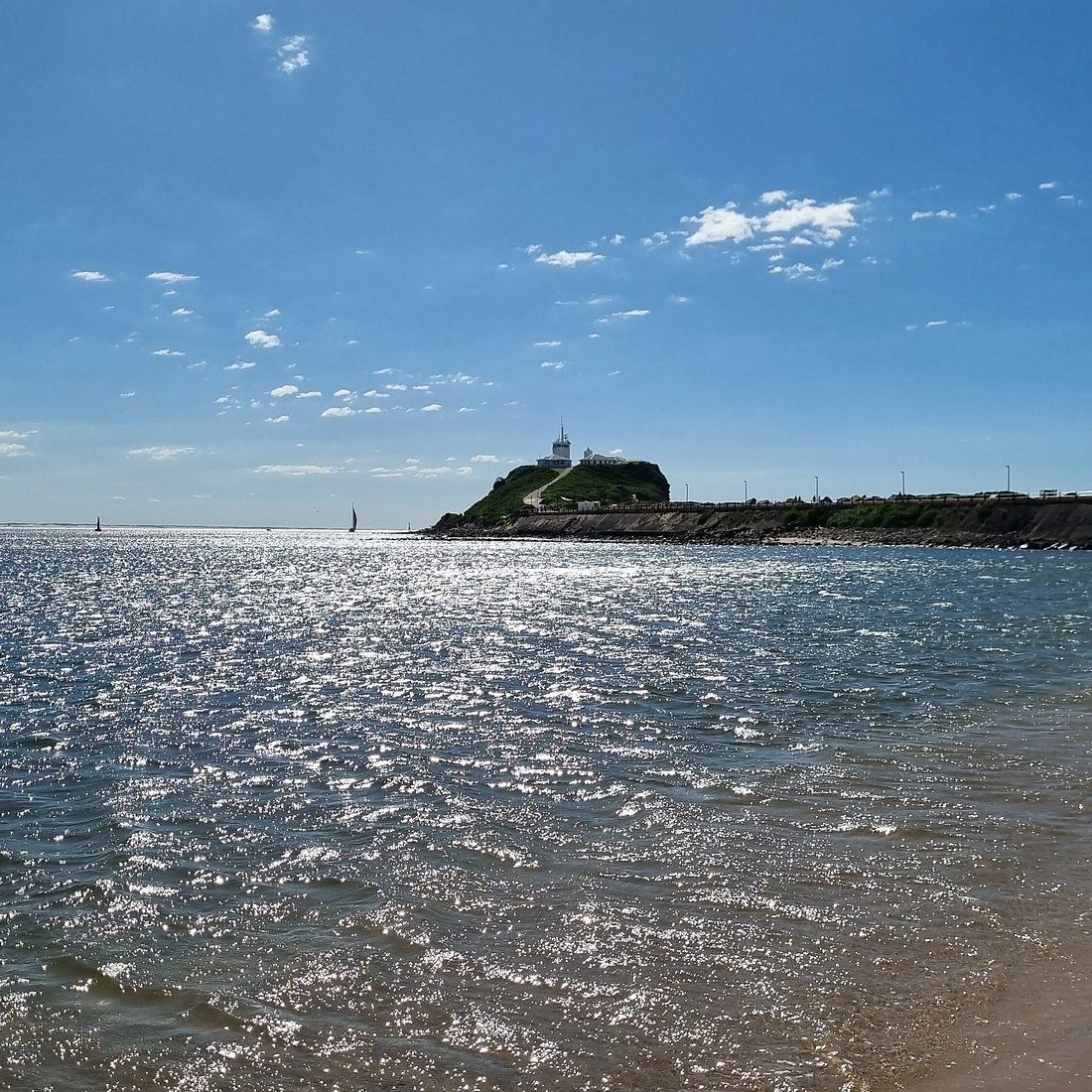 1100x1100 Nobbys Beach You SHOULD Know Before Going 2026 (with Reviews)
