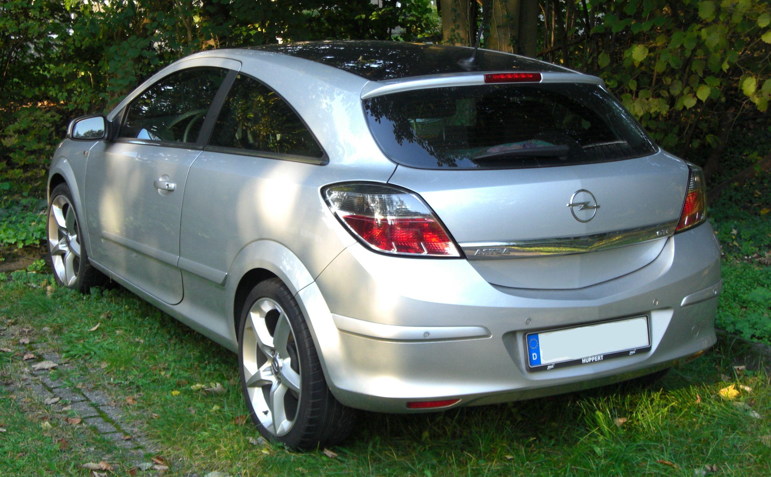 Опель купе 2007. Opel Astra GTC 2007. Opel Astra GTC 2006. Opel Astra h Grey.