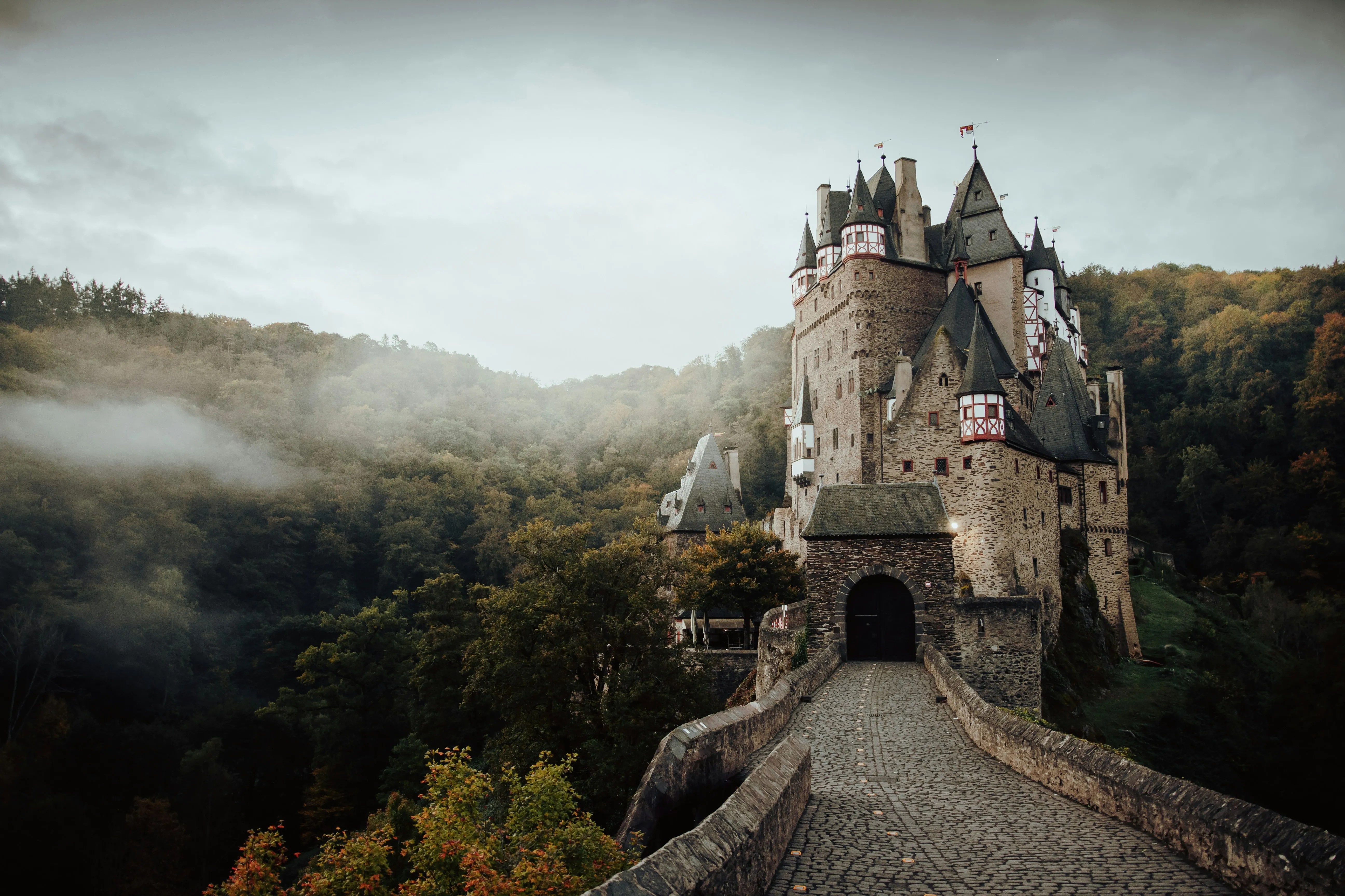 5184x3456 Magical medieval castles in Europe to visit on your next trip
