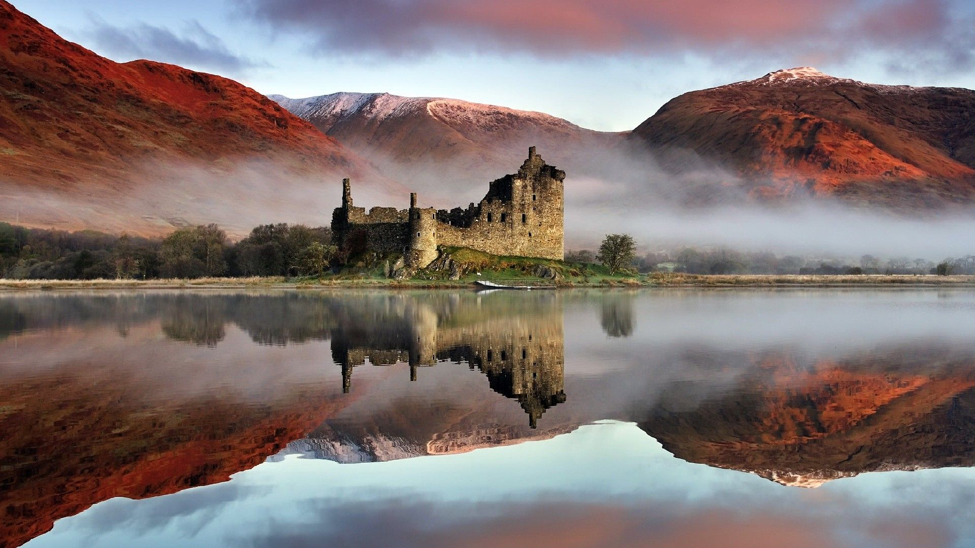 1920x1080 Reflection of Kilchurn Castle in Loch Awe, Highlands, Scotland