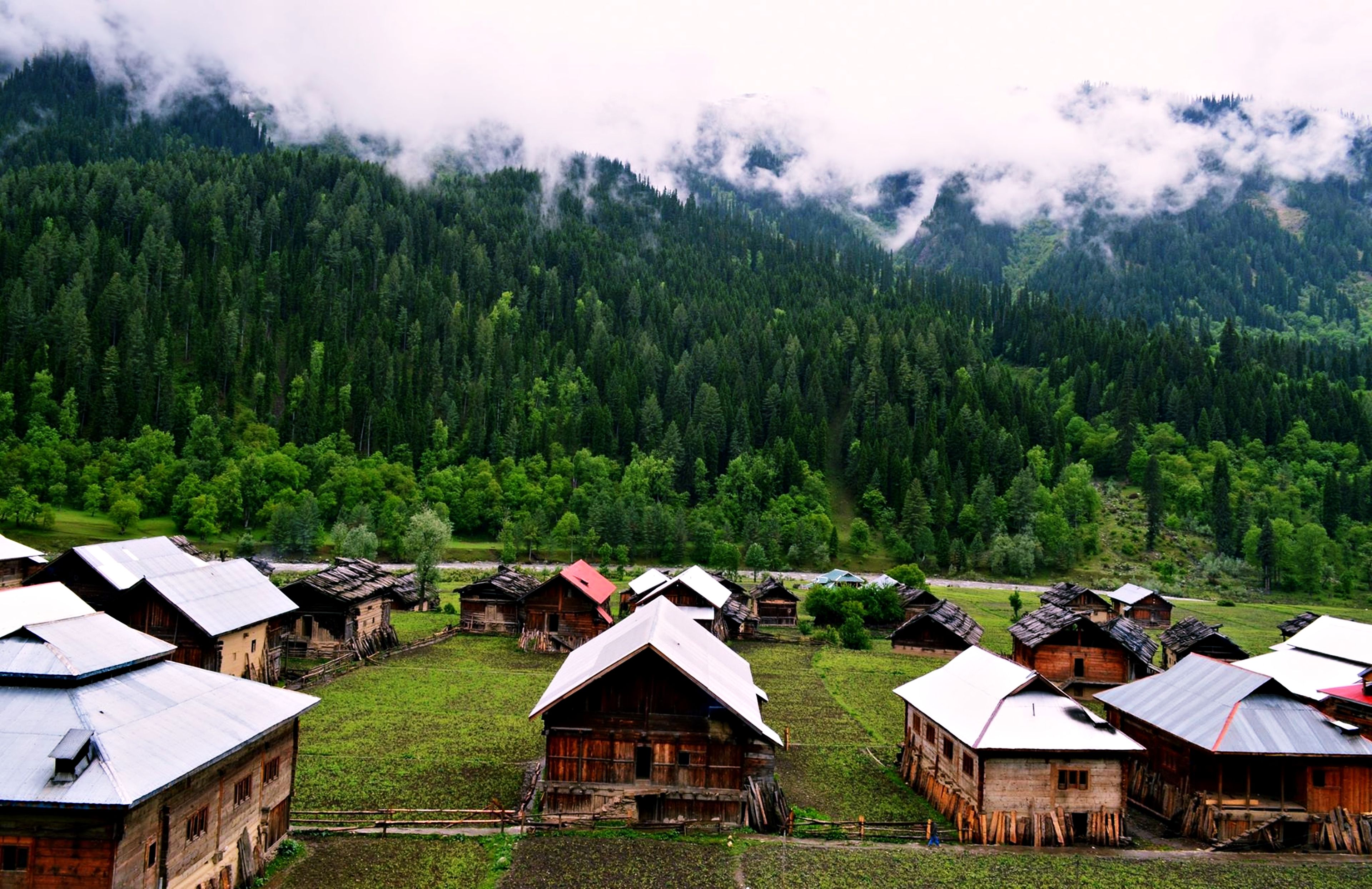 3840x2488 Phone wallpaper: Kashmir, Pakistan, Village, Photography, Landscape, Forest, House, Hut, Mountain 689734
