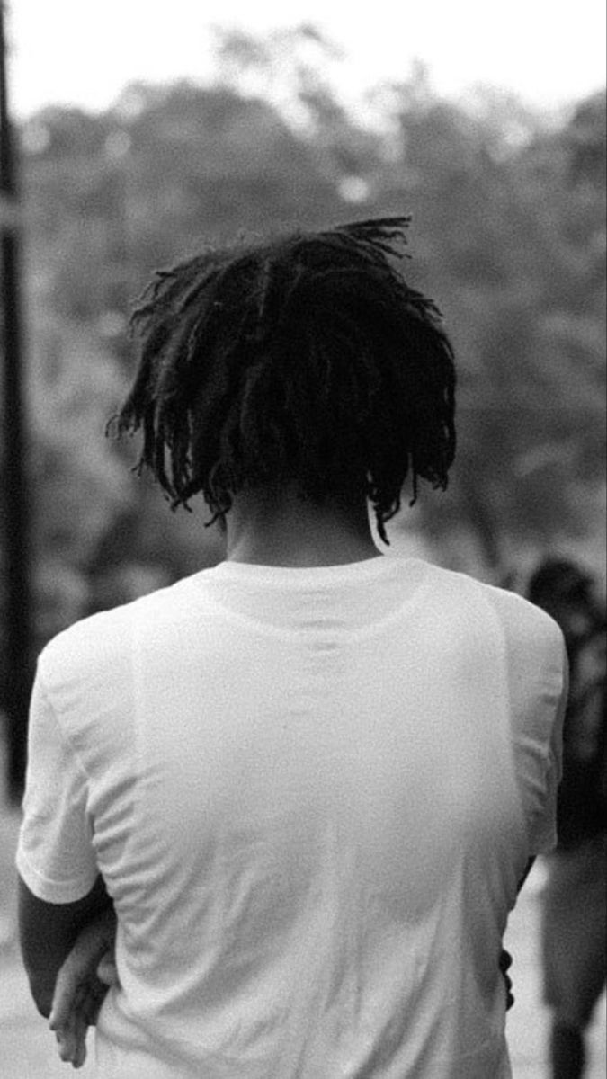 675x1200 J Cole Wallpaper