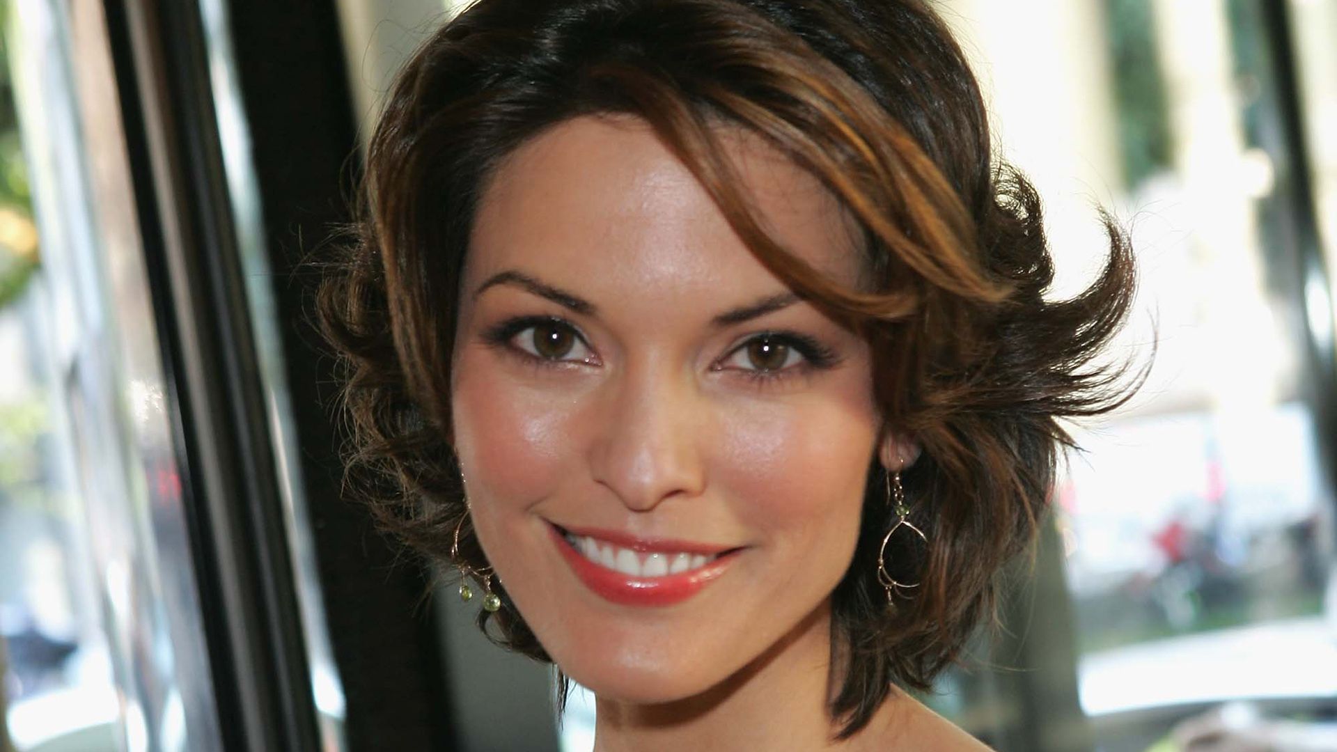1920x1080 Alana de la Garza Wallpaper Image Photo Picture Background