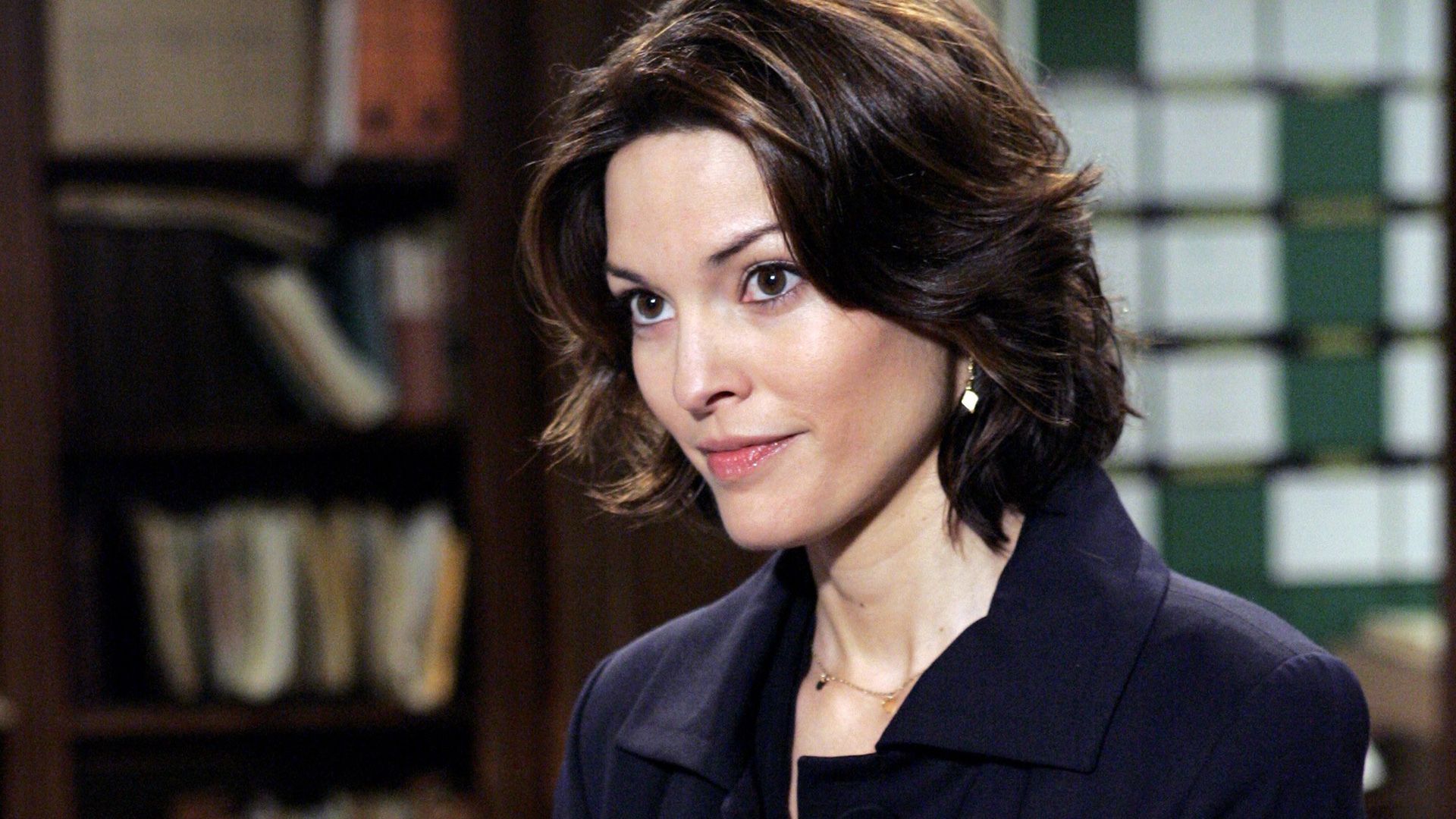 1920x1080 Alana de la Garza Wallpaper Image Photo Picture Background