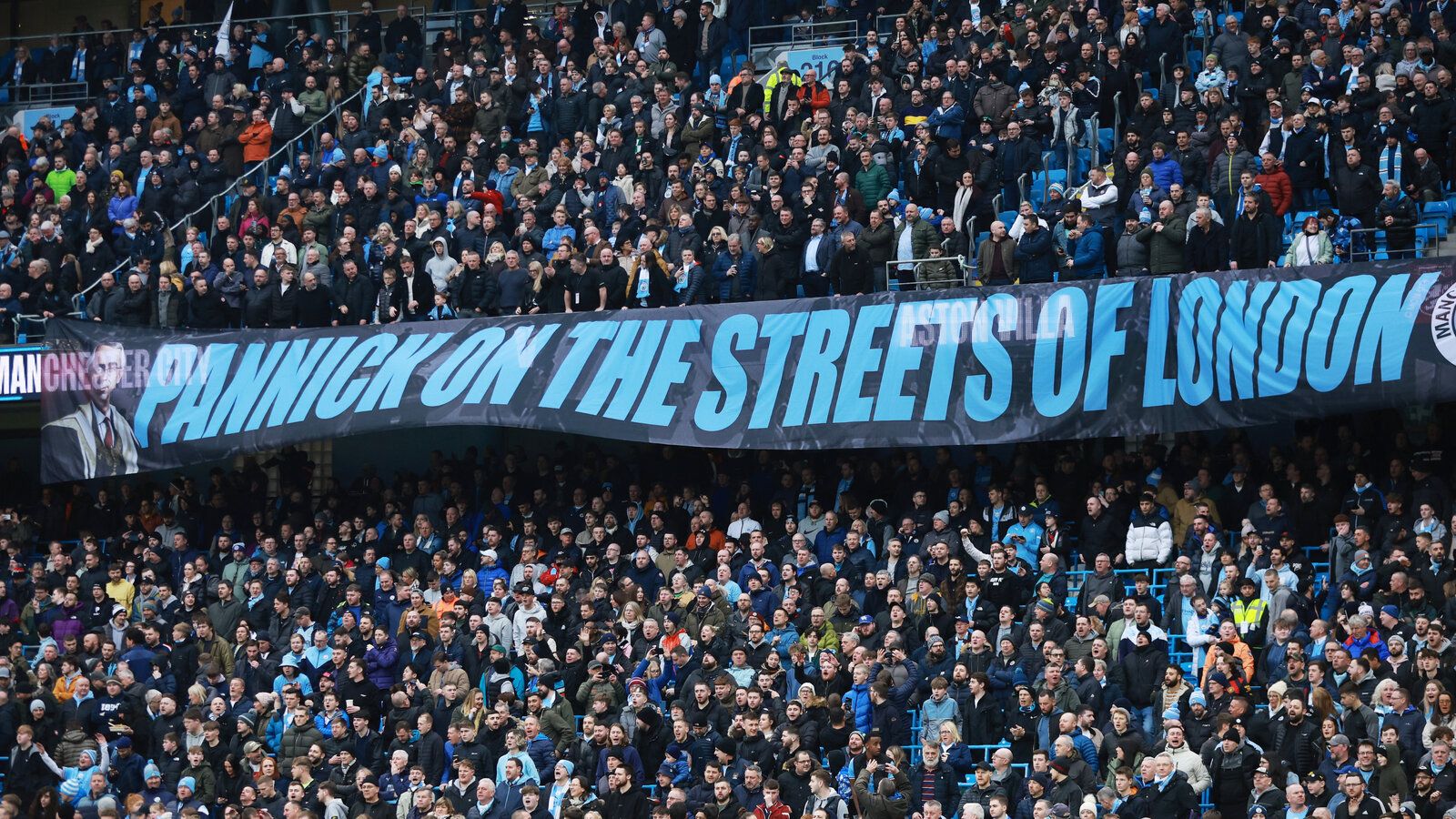 1600x900 Man City Desk Wallpaper