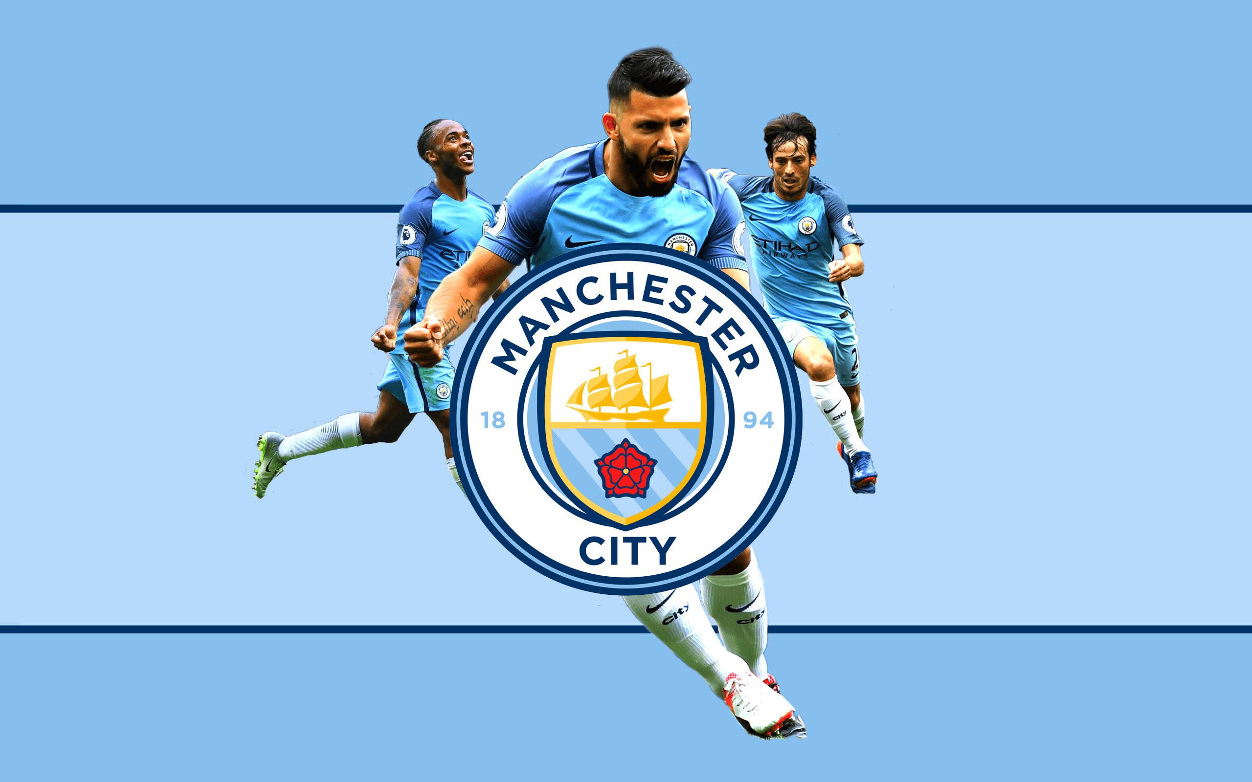 2560x1600 Download Enjoying success together: Manchester City players celebrating their victory Wallpaper