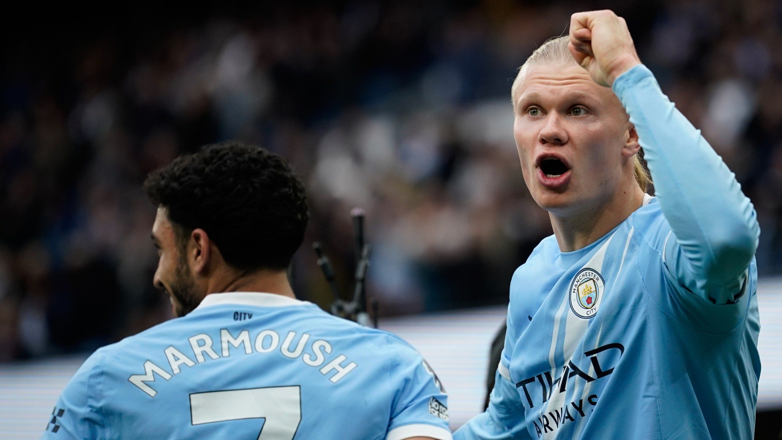 2560x1440 Man City closes gap on Arsenal and Liverpool fans boo more dropped points in Chelsea draw. KRQE News 13
