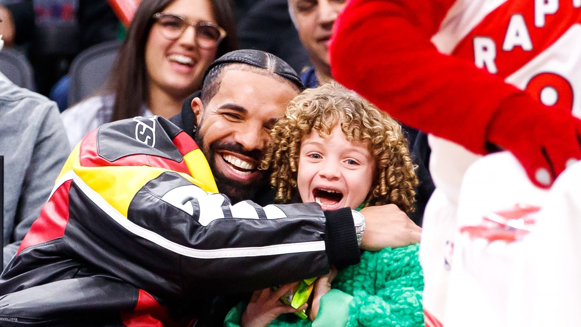 1920x1080 Drake reveals quirky drawing by his son Adonis, for cover of new album For All the Dogs