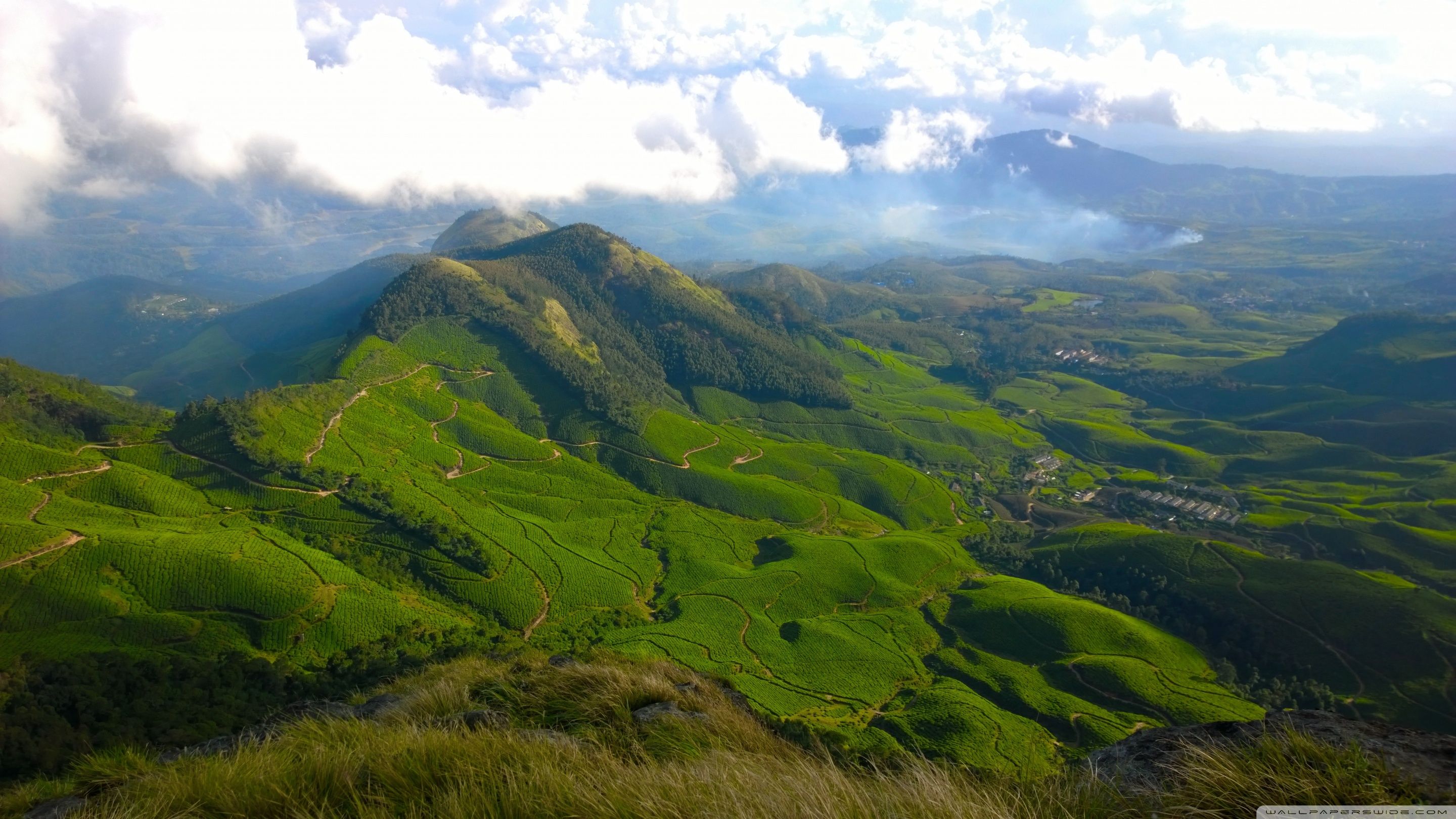 2880x1620 Kolukkumalai view from 8k ft 4K UHD Wallpaper for UltraHD Desktop and TV : Widescreen and UltraWide Display : Dual Monitor : Smartphone and Tablet Devices