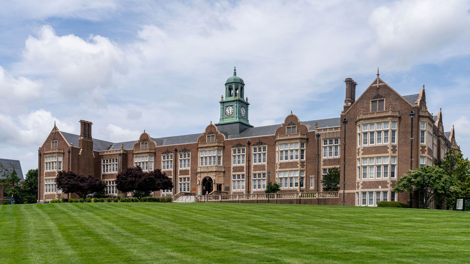 1600x900 What's new at TU