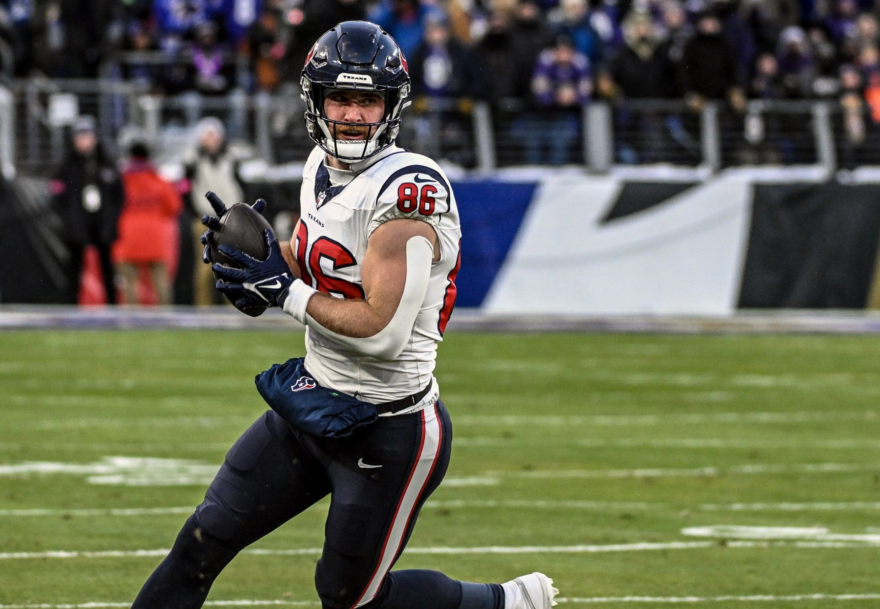 1800x1246 Report: Dalton Schultz, Texans Agree To 3 Year, $36M Contract Ahead Of Free Agency