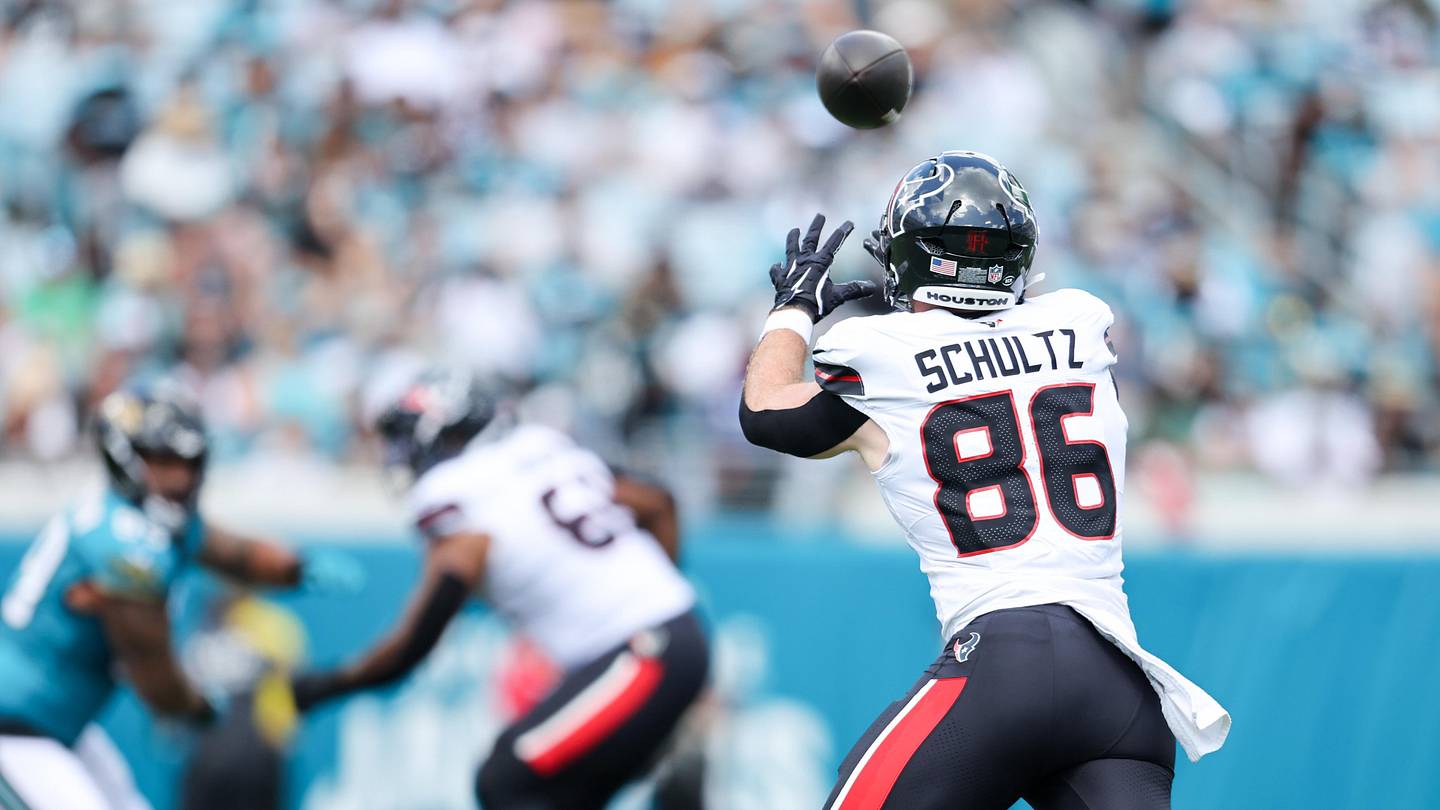 1440x810 Dalton Schultz Takes Step Toward Suiting Up for Texans vs. Titans