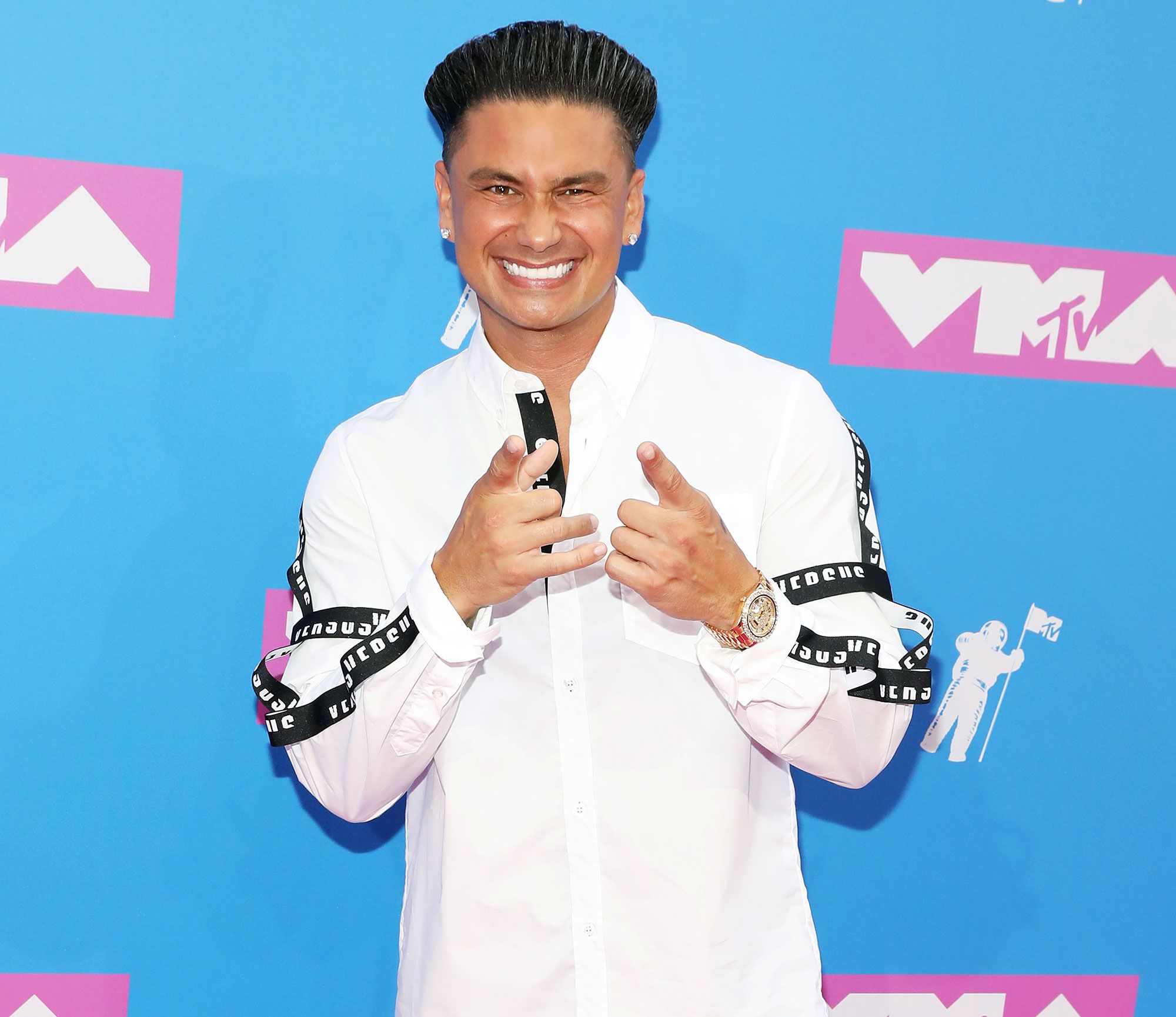 2000x1729 Pauly D Wallpaper