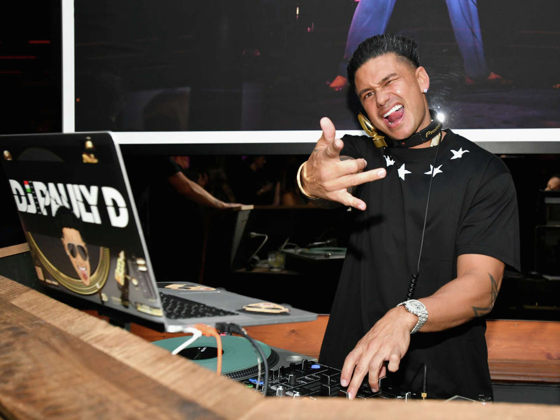 1920x1440 Pauly D returns to San Antonio's 1902 Nightclub this summer