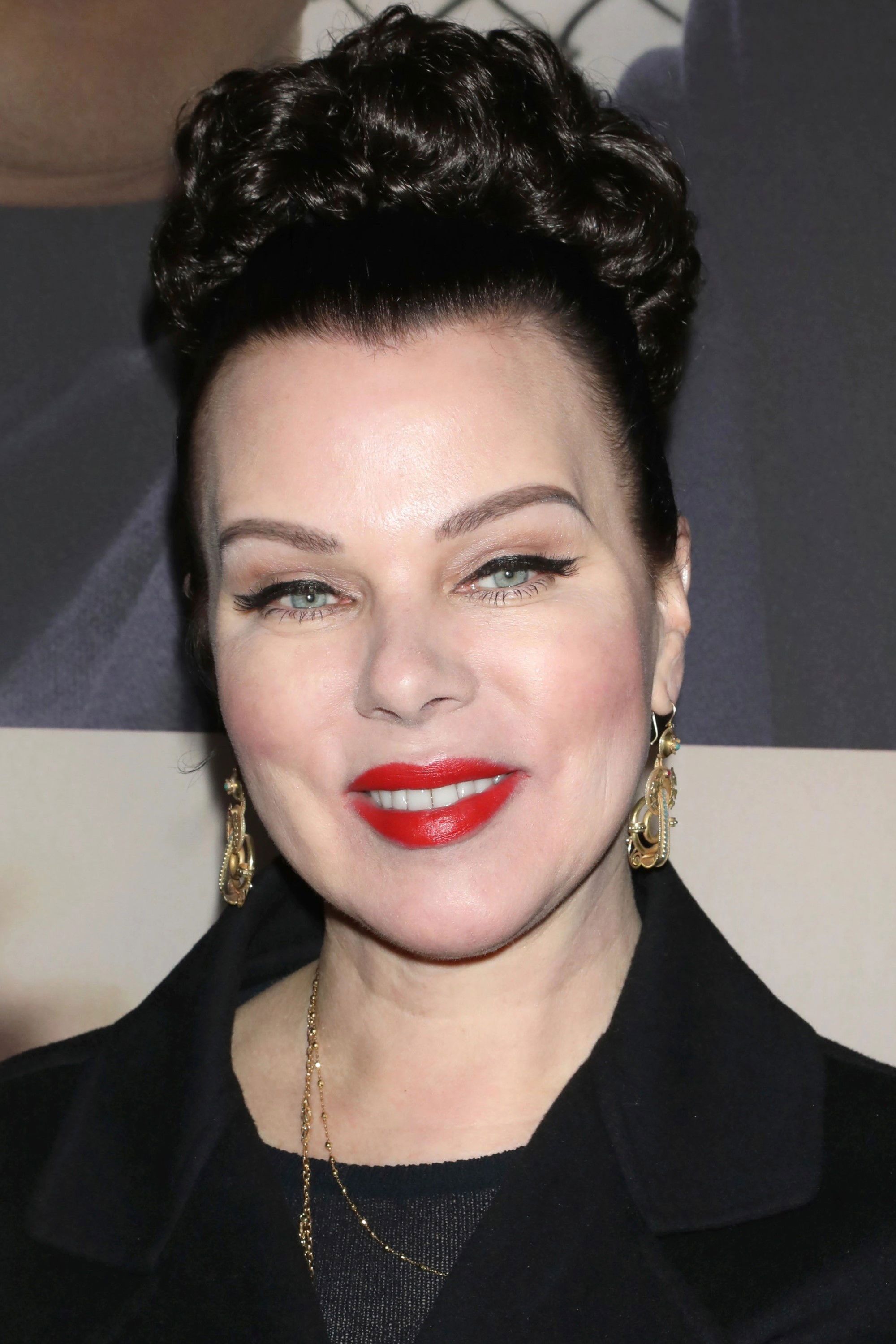 2000x3000 Debi Mazar Image