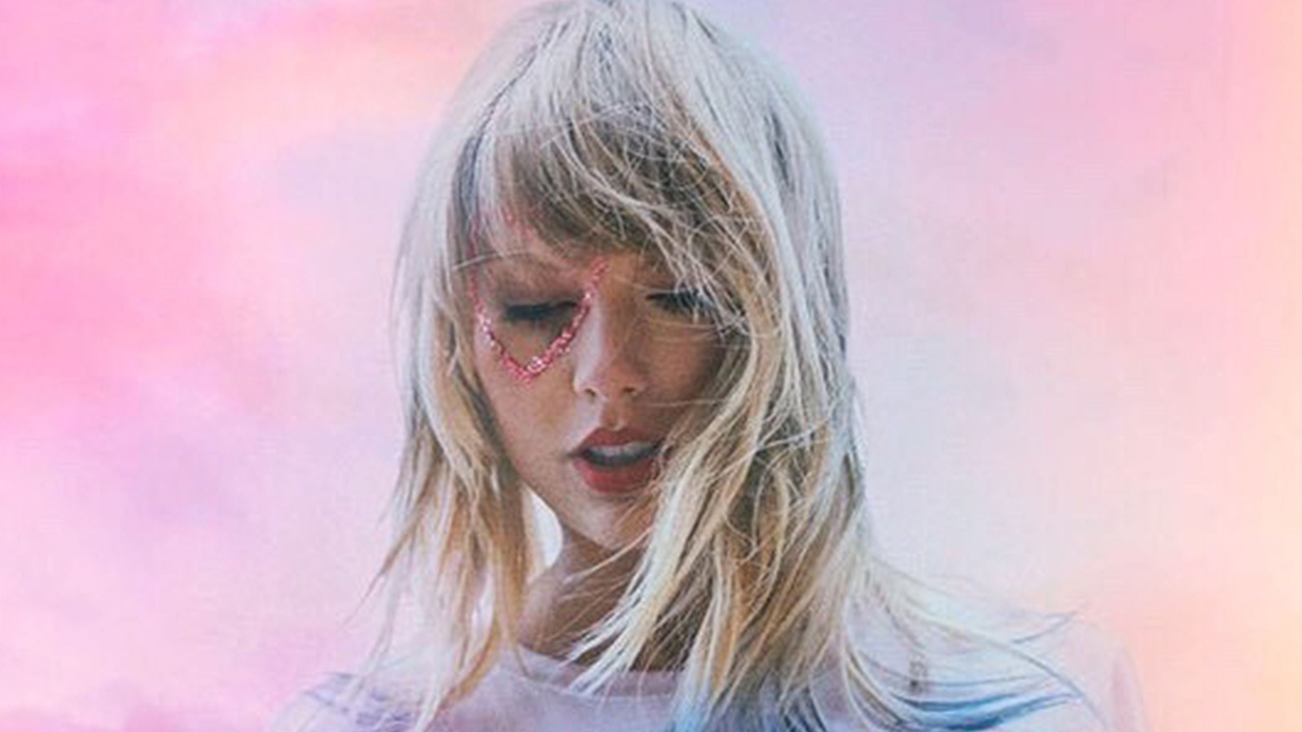 2560x1440 Taylor Swift Lover Album Review