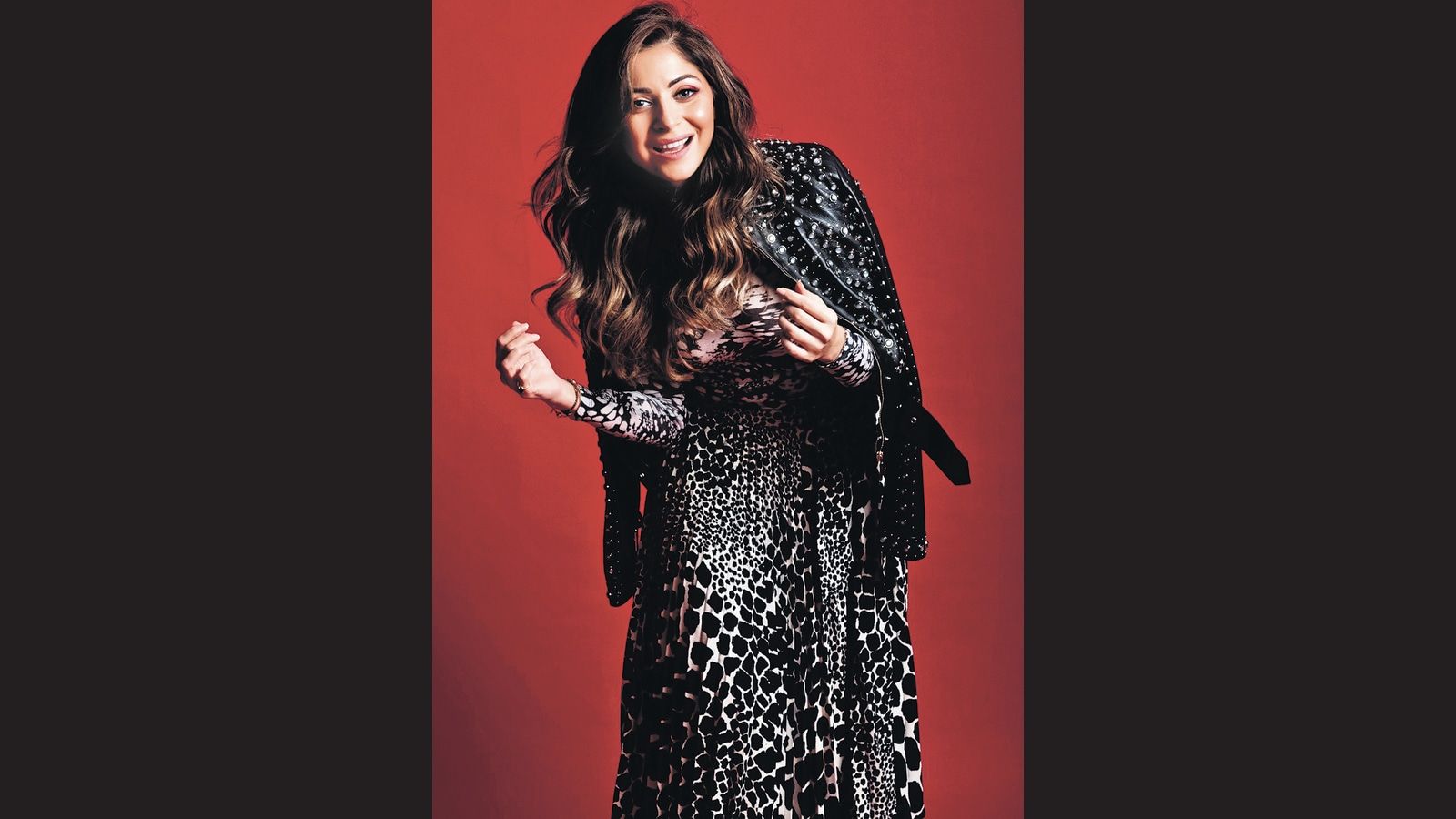 1600x900 Kanika Kapoor return to live concerts after a year