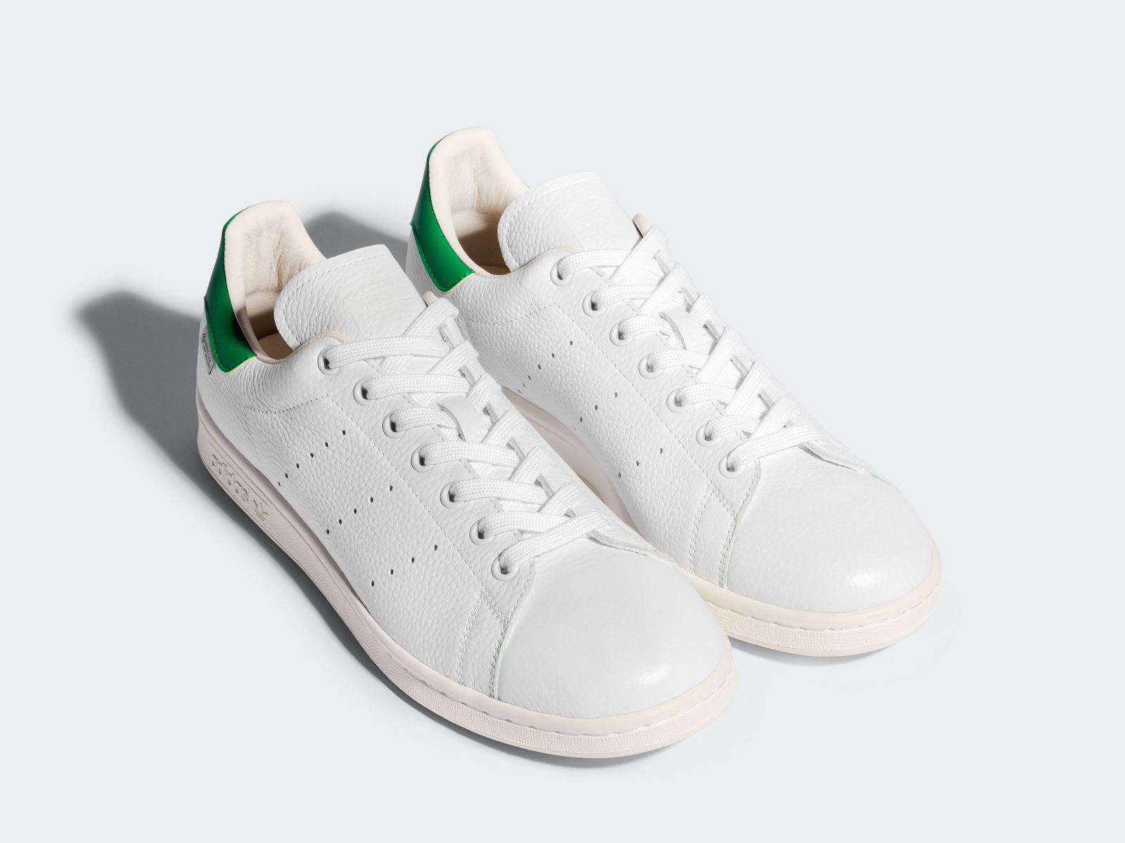 1600x1200 You Can Now Wear the Adidas Stan Smith All Winter Long