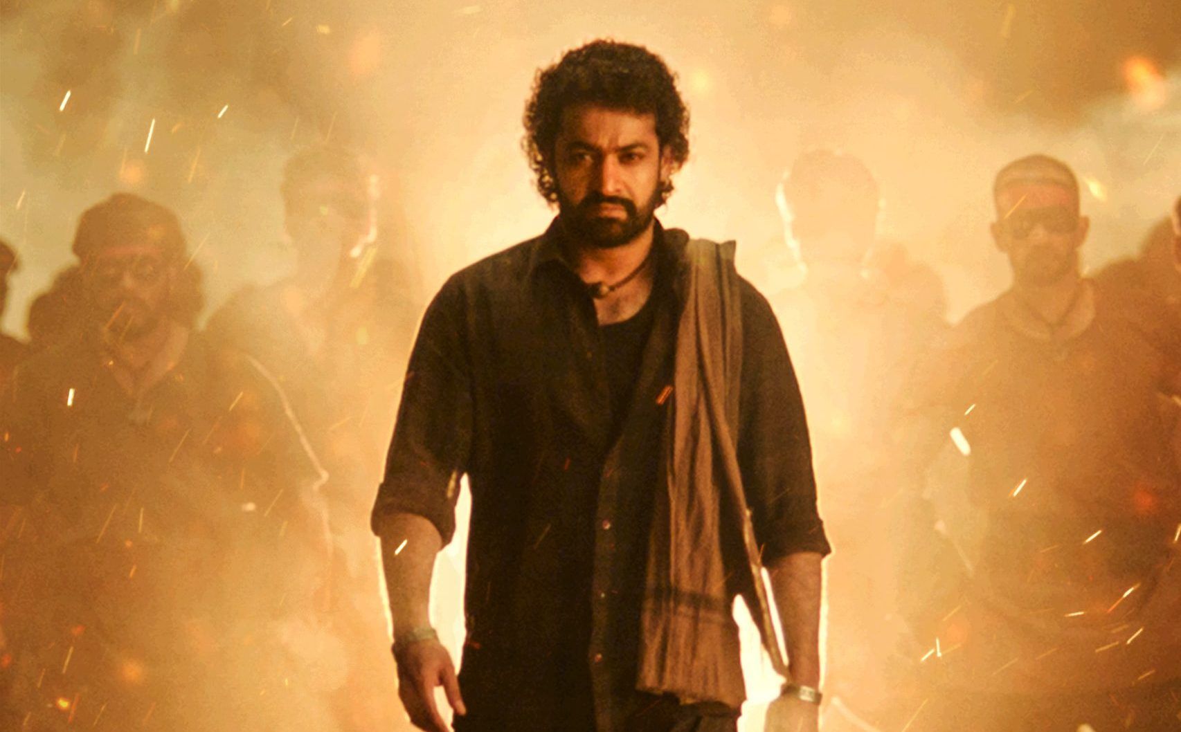 1706x1058 Man Of Masses NTR Out Now