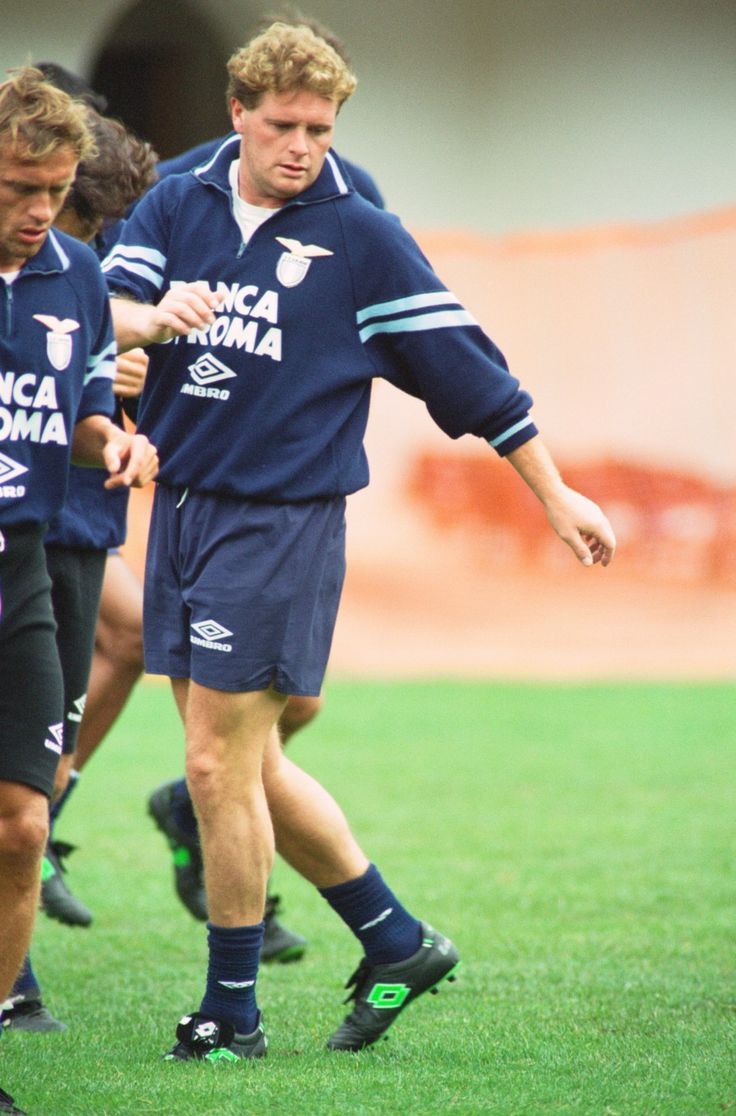 736x1116 Paul Gascoigne (Lazio Rome)